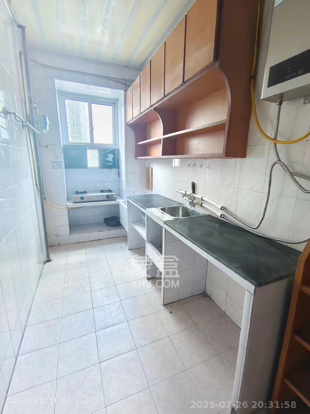 燕山街社区 2室1厅1卫 1600.0元/月 燕山街社区 2室1厅1卫 1600.0元/月室内图