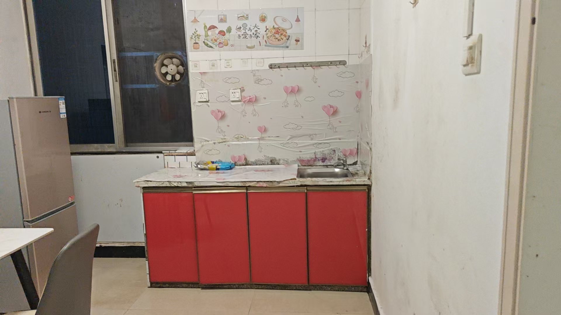 富南公寓 1室1厅1卫 1400.0元/月 富南公寓 1室1厅1卫 1400.0元/月室内图