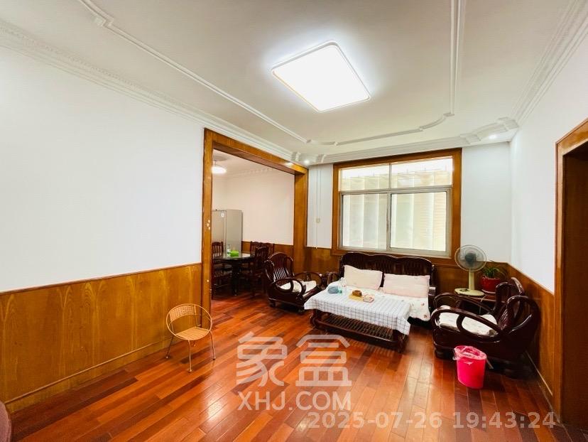 省建苑小区 3室2厅1卫 2300.0元/月 省建苑小区 3室2厅1卫 2300.0元/月室内图