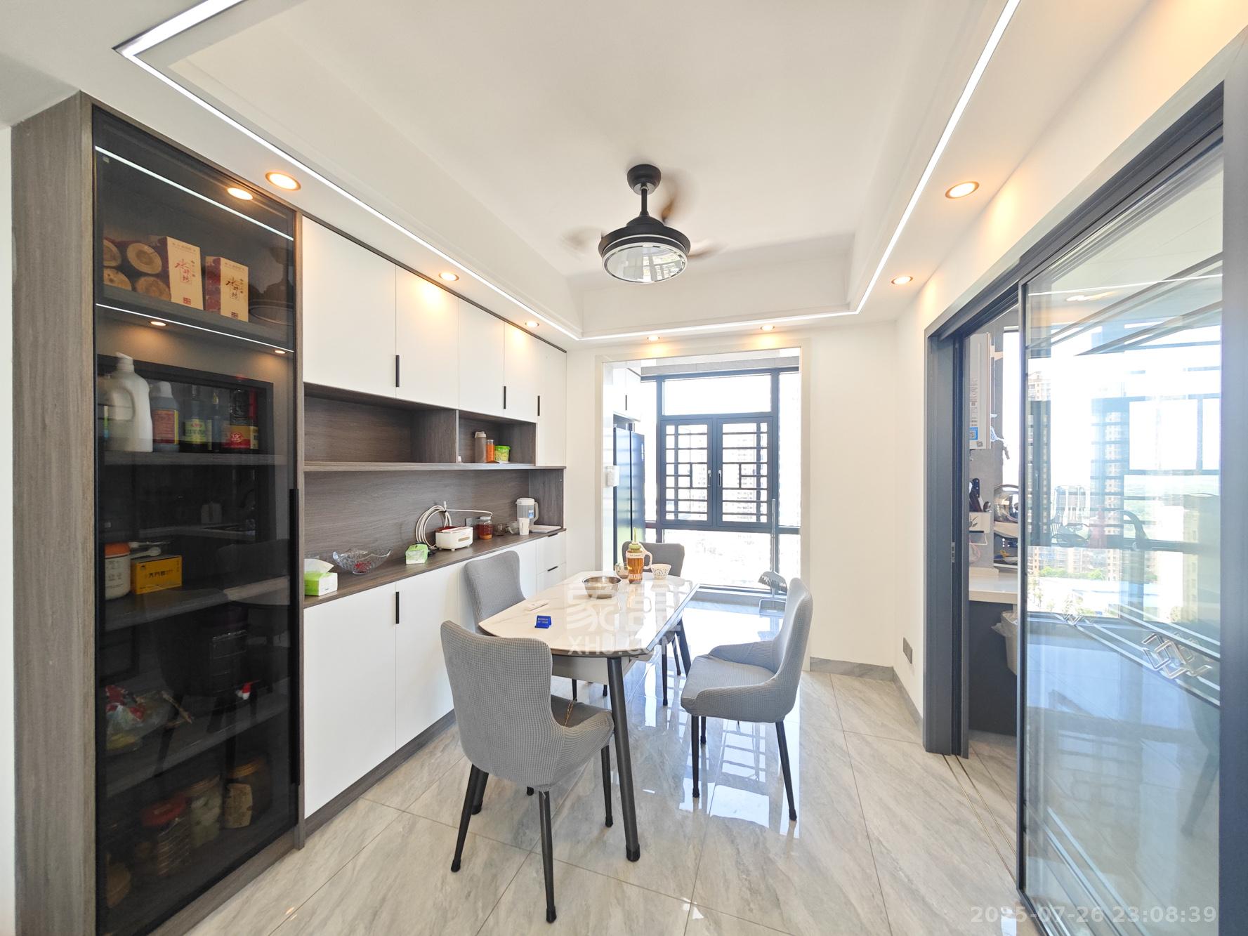 星发东宸花园 4室2厅2卫 111.8万 星发东宸花园 4室2厅2卫 111.8万其他