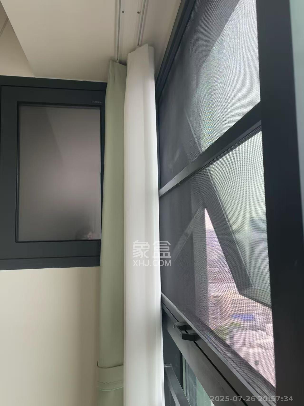 华润置地中心 1室0厅0卫 2500.0元/月 华润置地中心 1室0厅0卫 2500.0元/月室内图