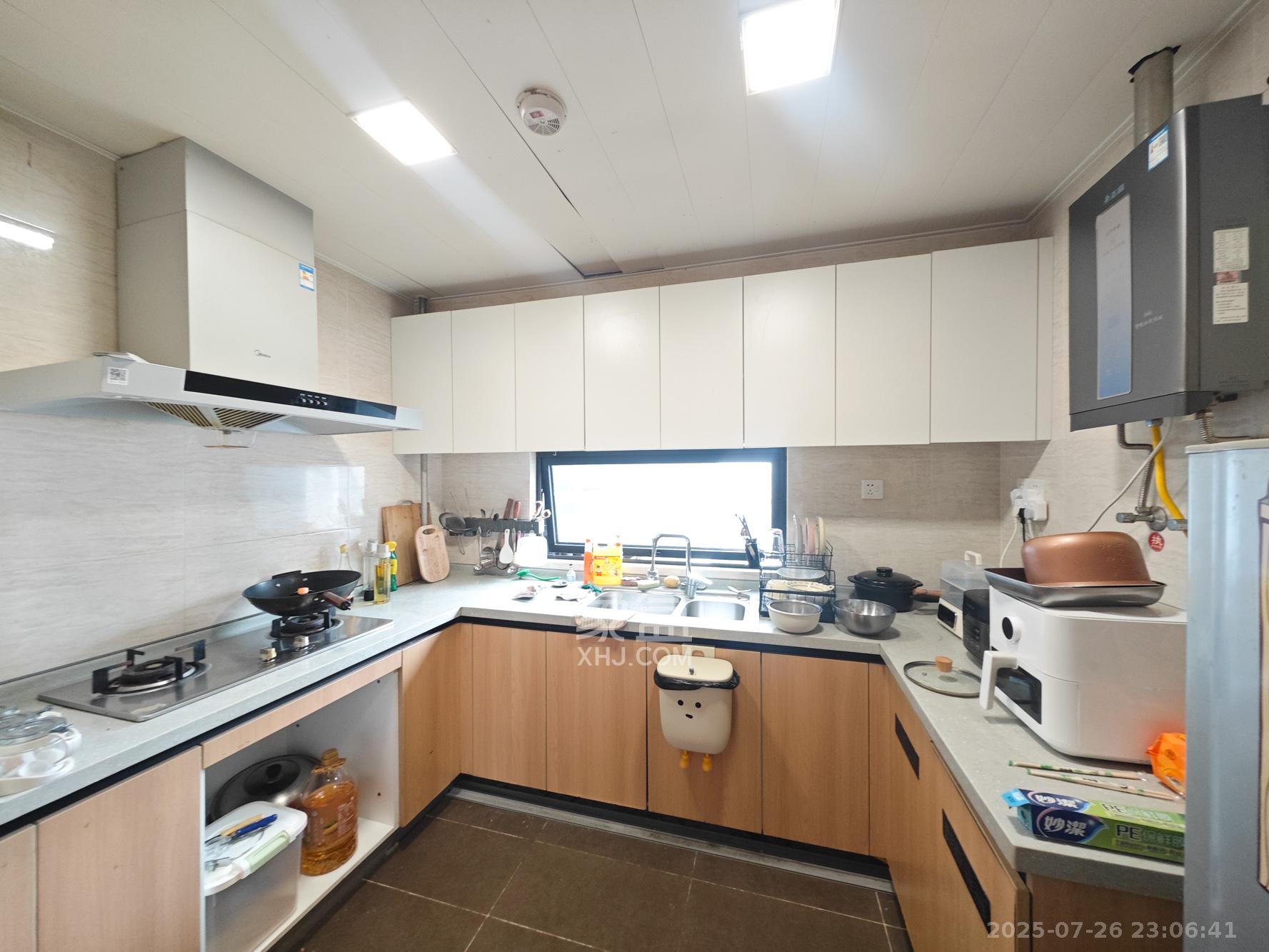 万科魅力之城非凡里 3室2厅2卫 108.0万 万科魅力之城非凡里 3室2厅2卫 108.0万其他