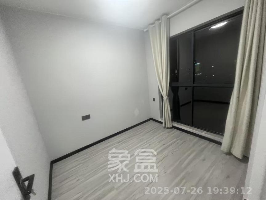 卓越伊景苑  1室0厅0卫   4000.00元/月室内图