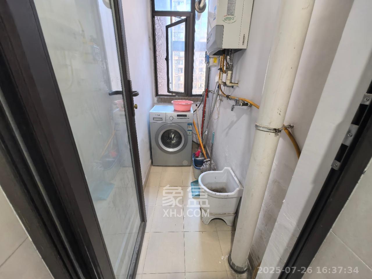 中海国际一期 3室2厅1卫 2000.0元/月 中海国际一期 3室2厅1卫 2000.0元/月室内图