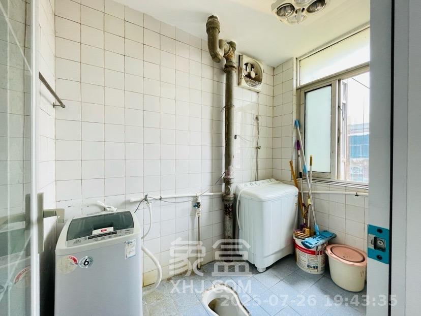 省建苑小区  3室2厅1卫   2300.00元/月室内图