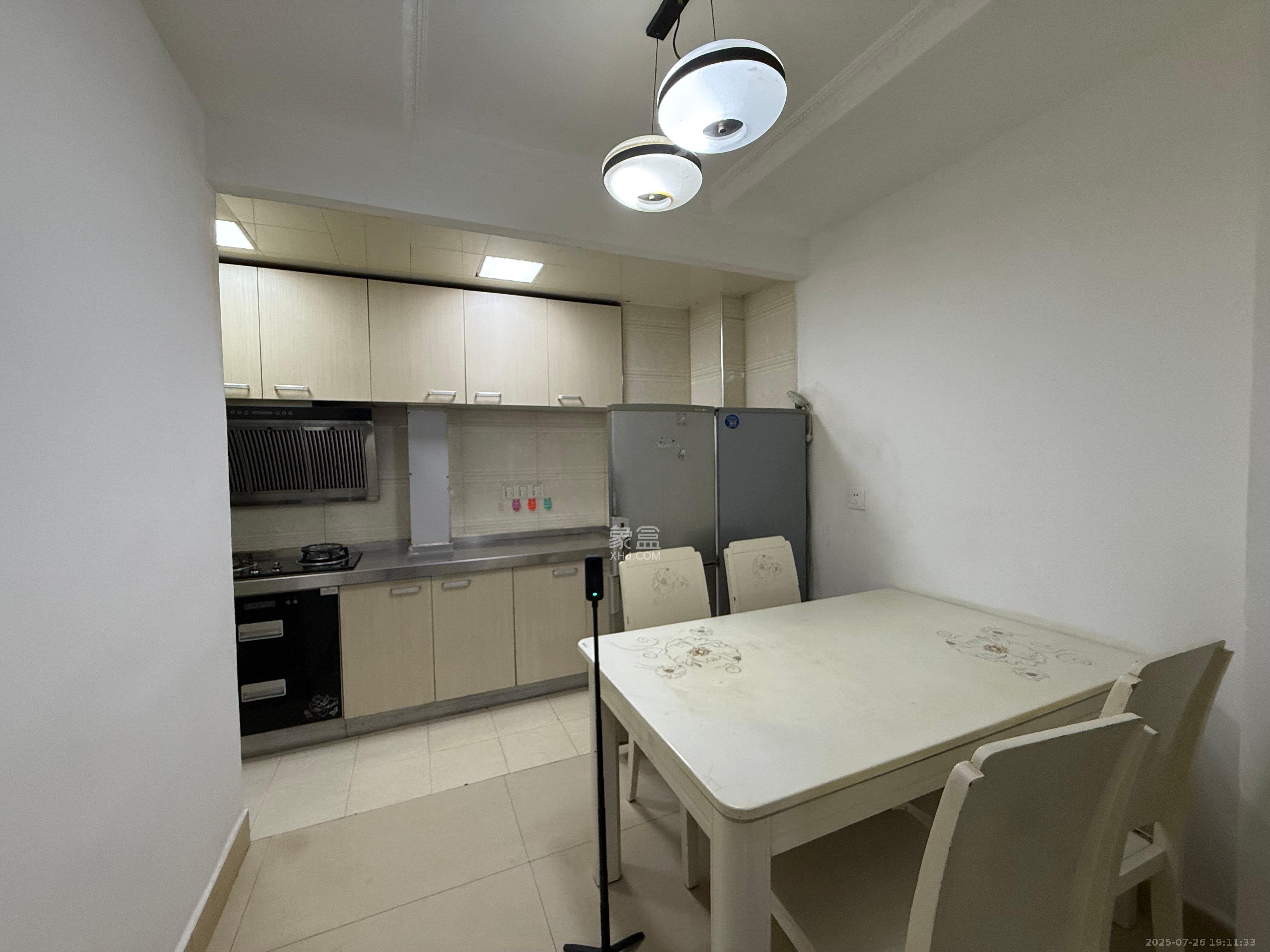 益佳苑 2室1厅1卫 2300.0元/月 益佳苑 2室1厅1卫 2300.0元/月室内图