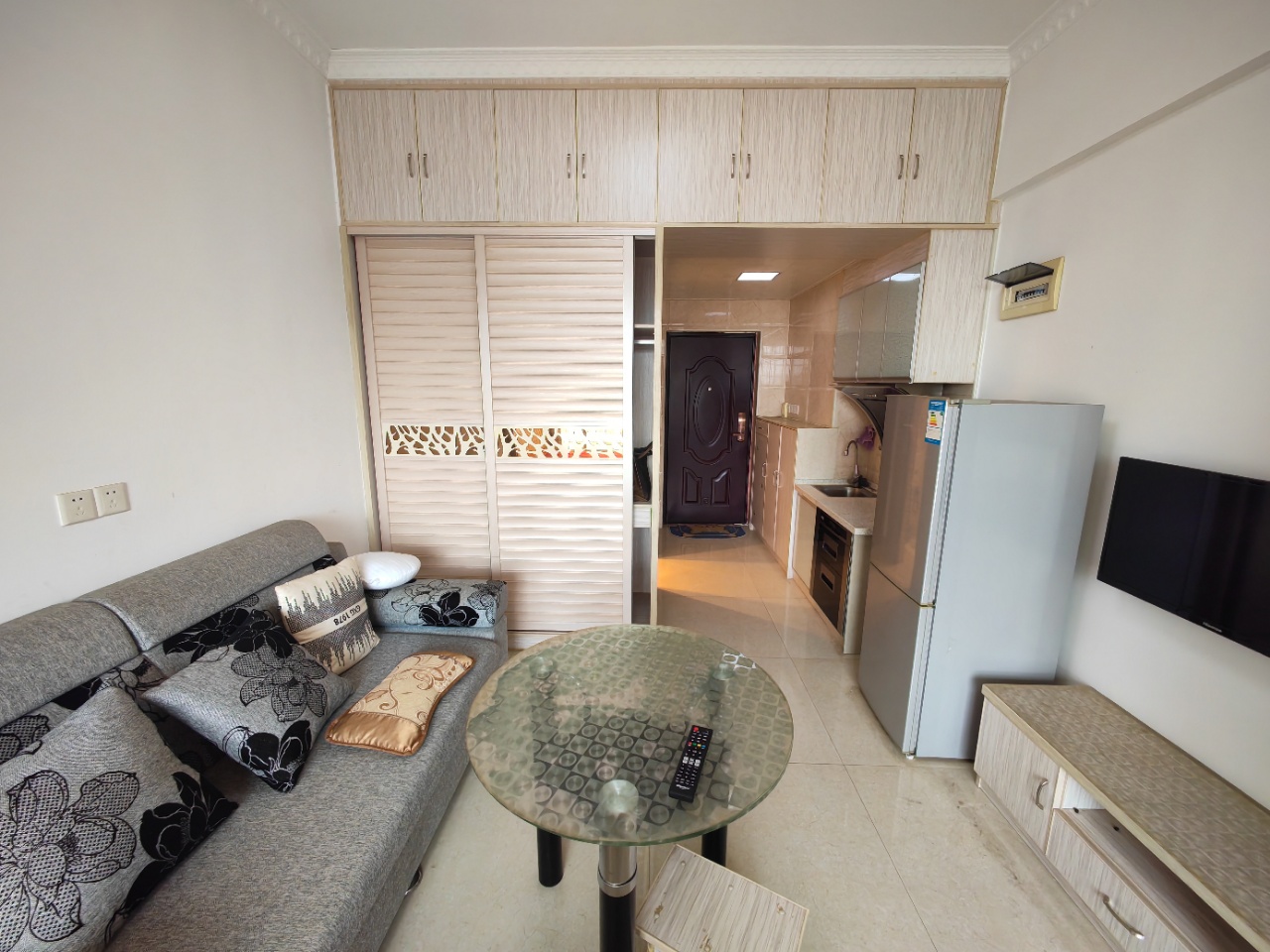 五洲富隆中心 1室1厅1卫 800.0元/月 五洲富隆中心 1室1厅1卫 800.0元/月室内图