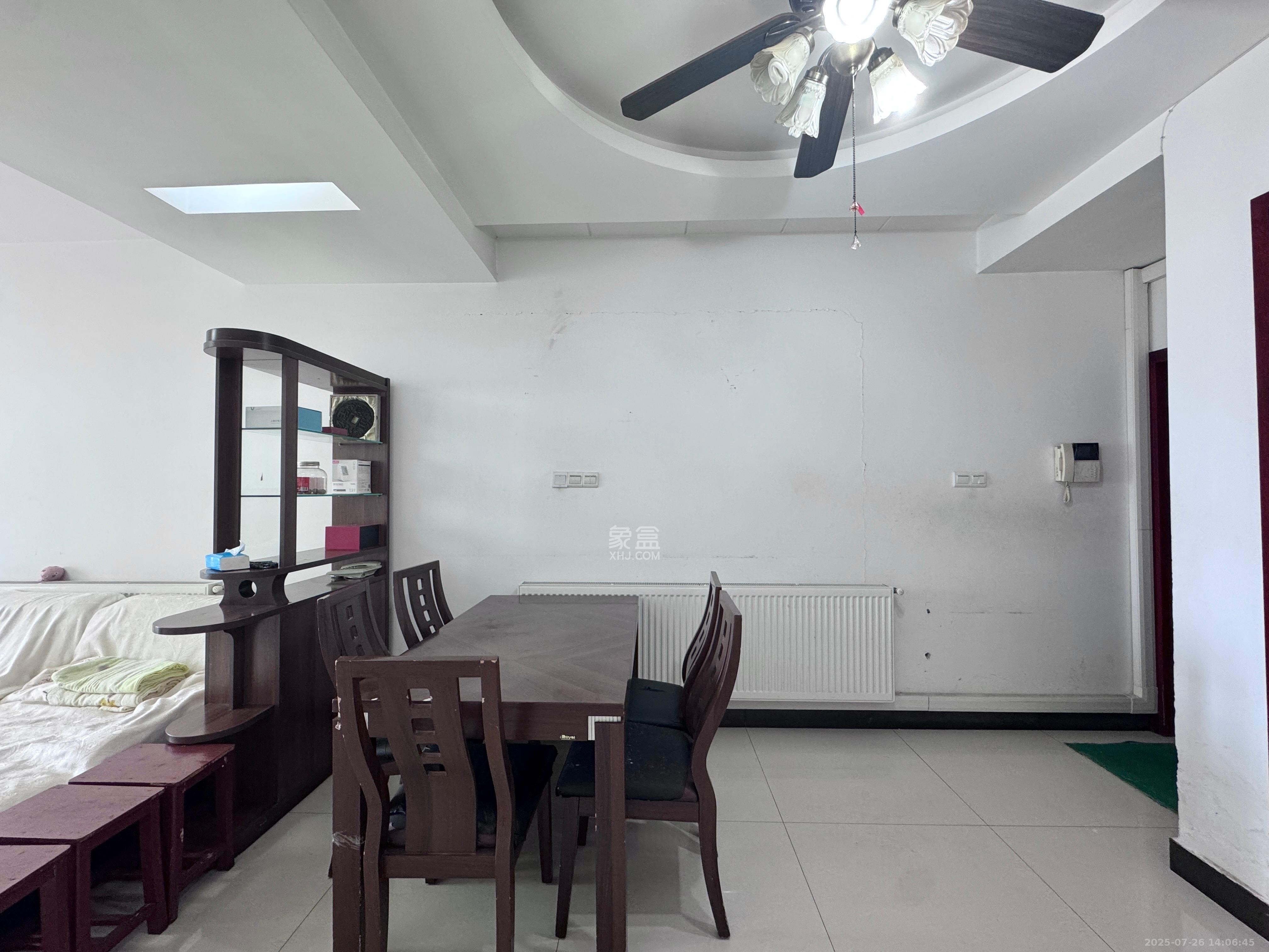 湘超景园  4室2厅2卫    3000.0元/月 湘超景园  4室2厅2卫    3000.0元/月室内图