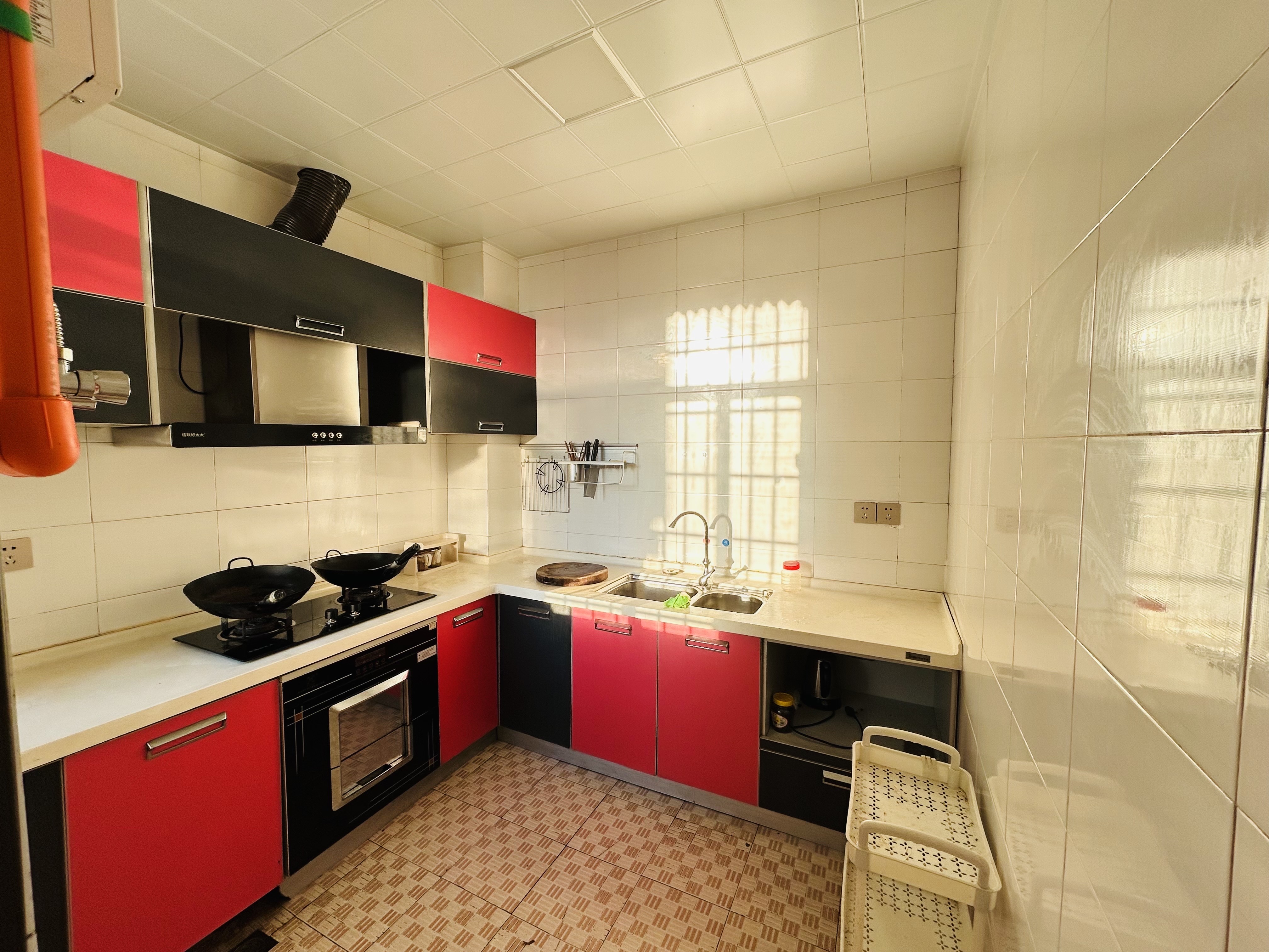 颐乐新村北苑 3室2厅2卫 1500.0元/月 颐乐新村北苑 3室2厅2卫 1500.0元/月室内图