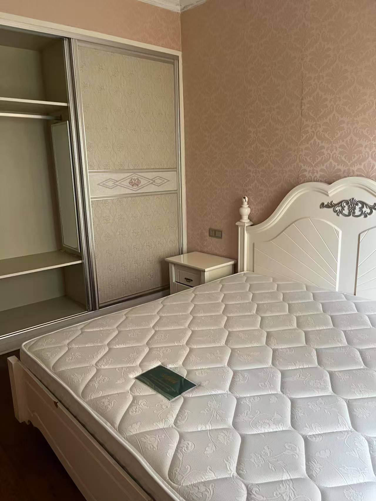 中核缇香名苑 3室2厅2卫 2380.0元/月 中核缇香名苑 3室2厅2卫 2380.0元/月室内图