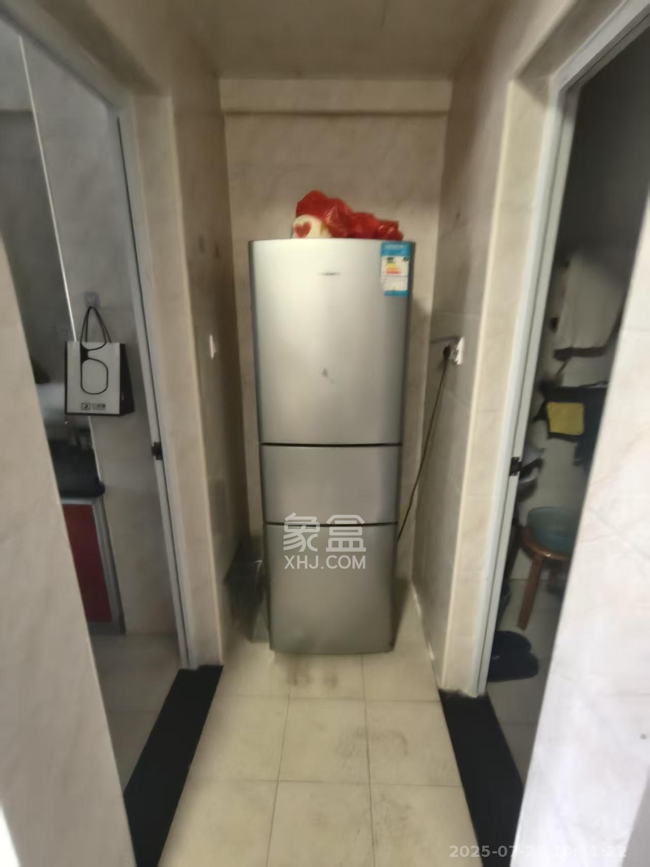 北辰中央公园B区  1室1厅1卫   1500.00元/月室内图