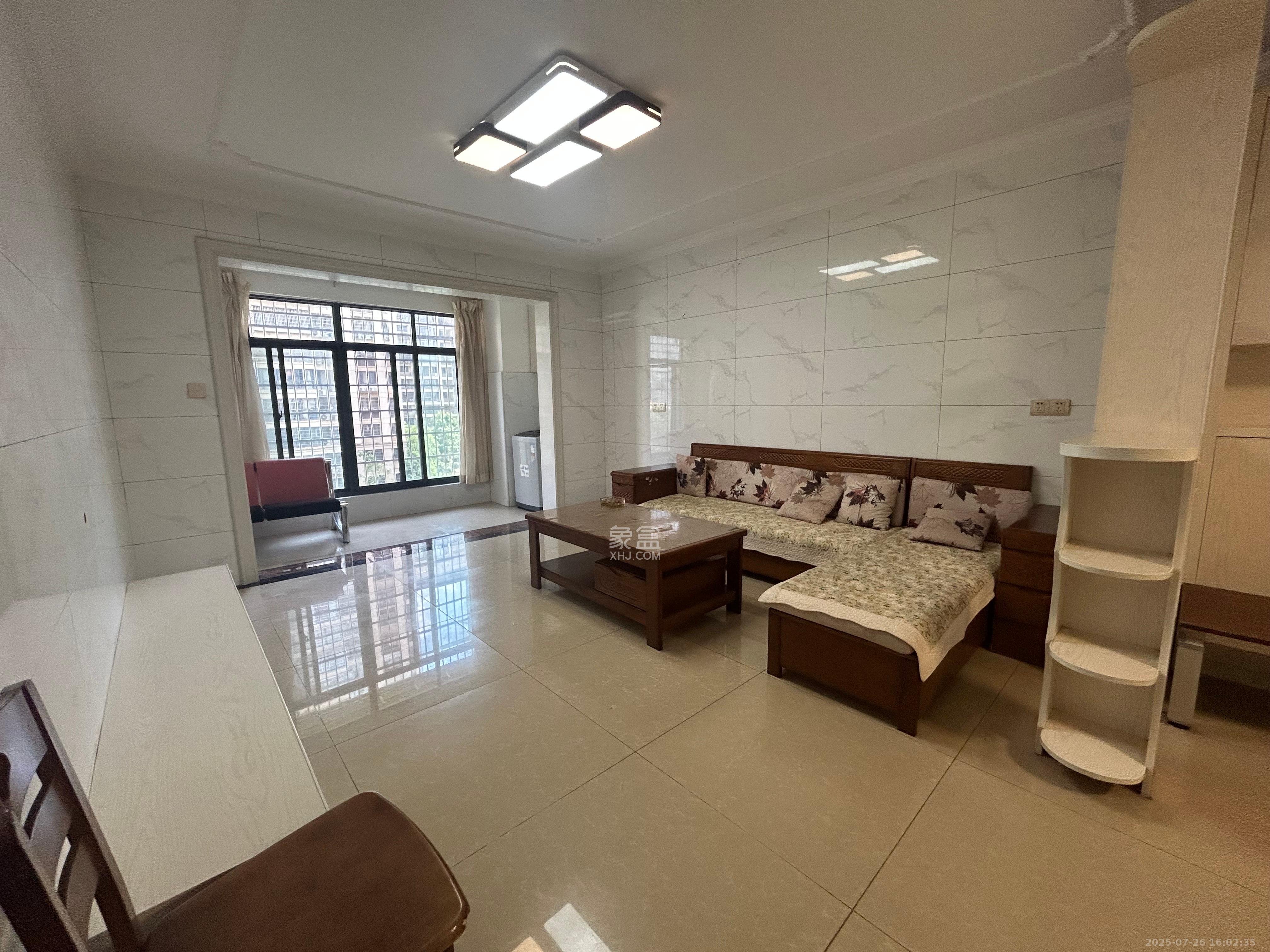 和康园小区 3室2厅1卫 2100.0元/月 和康园小区 3室2厅1卫 2100.0元/月室内图