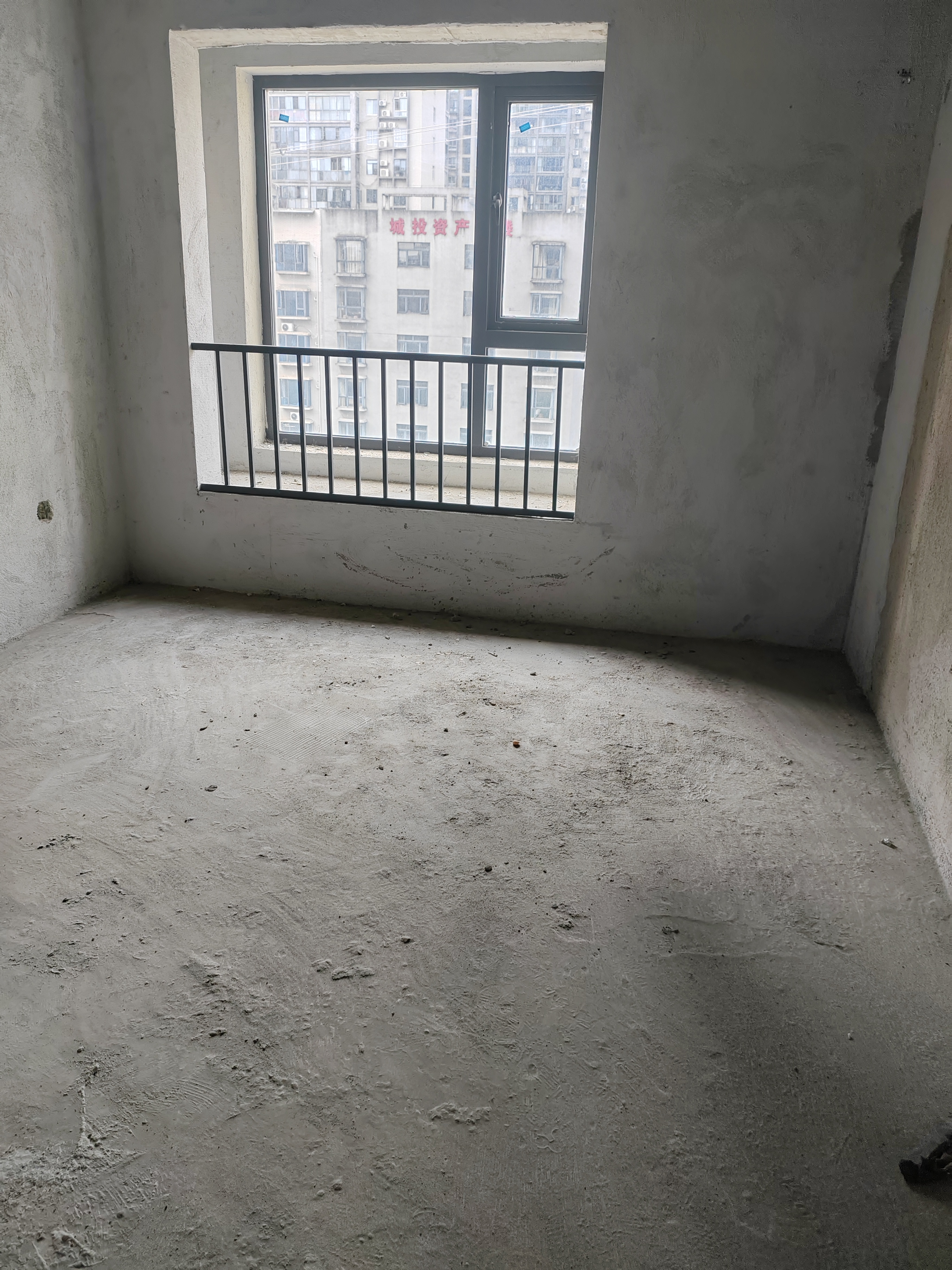 金信园林嘉园 4室2厅2卫 74.8万 金信园林嘉园 4室2厅2卫 74.8万客厅