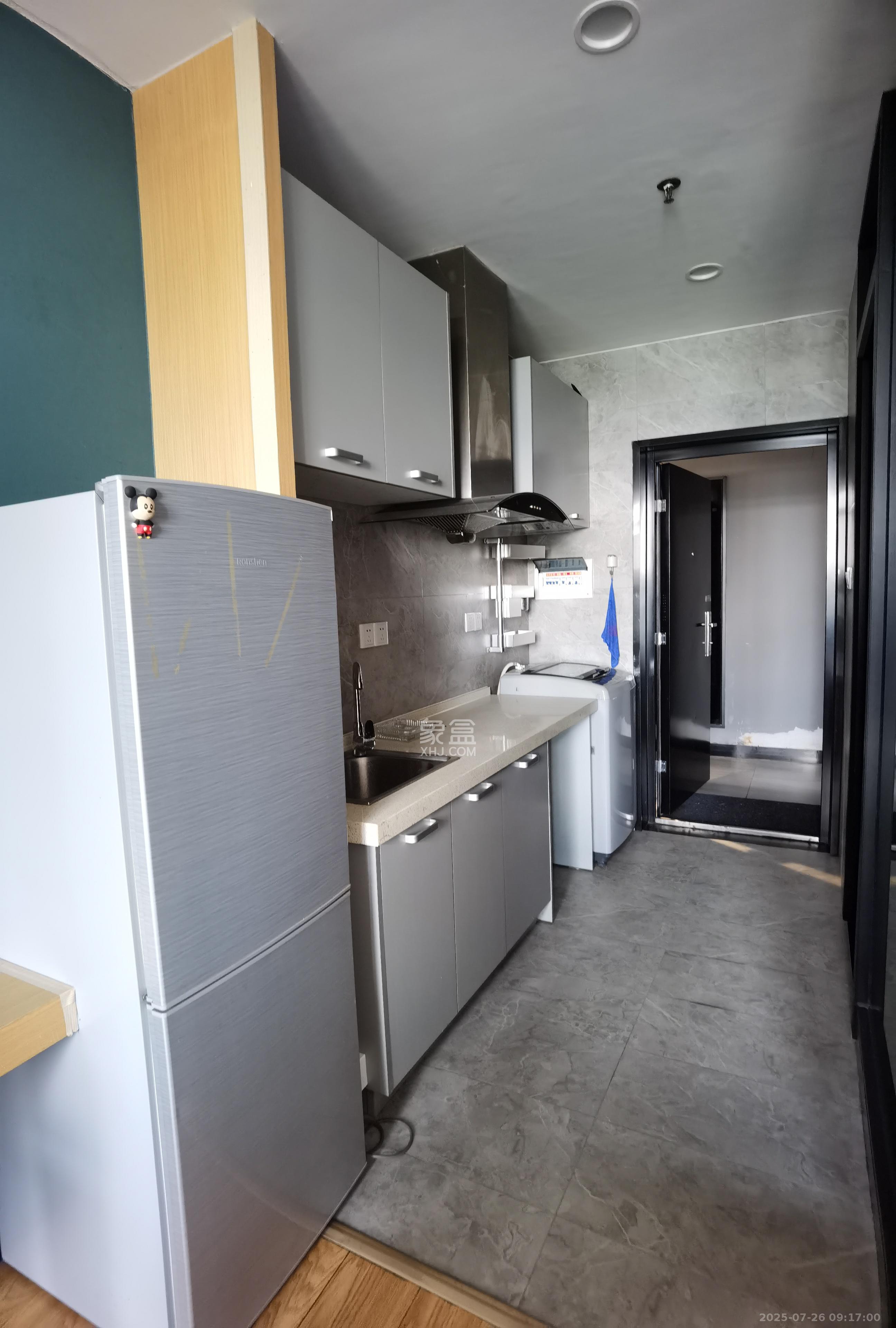 紫鑫御湖湾  1室1厅1卫    1200.0元/月 紫鑫御湖湾  1室1厅1卫    1200.0元/月室内图