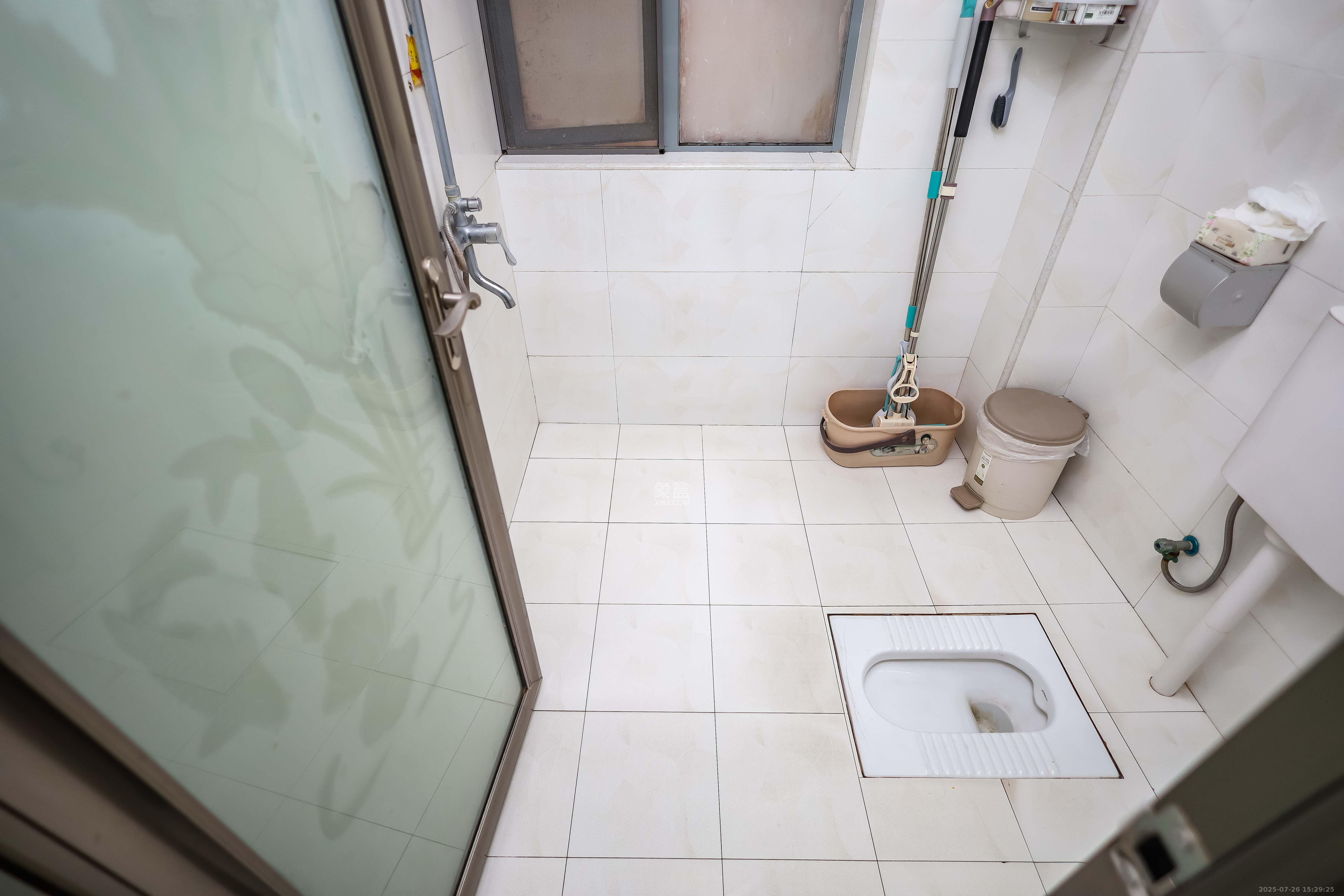 潇湘奥林匹克花园 3室2厅1卫 2600.0元/月 潇湘奥林匹克花园 3室2厅1卫 2600.0元/月室内图