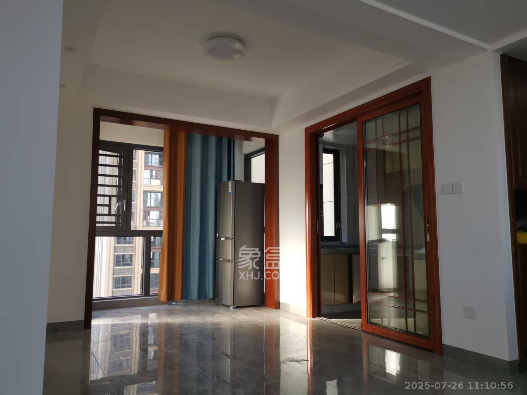 东方美地  4室2厅2卫    3500.0元/月室内图