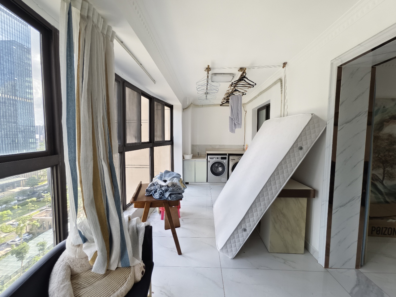 海阔天空-国瑞城三期(铂仕苑) 4室2厅2卫 8000.0元/月 海阔天空-国瑞城三期(铂仕苑) 4室2厅2卫 8000.0元/月室内图