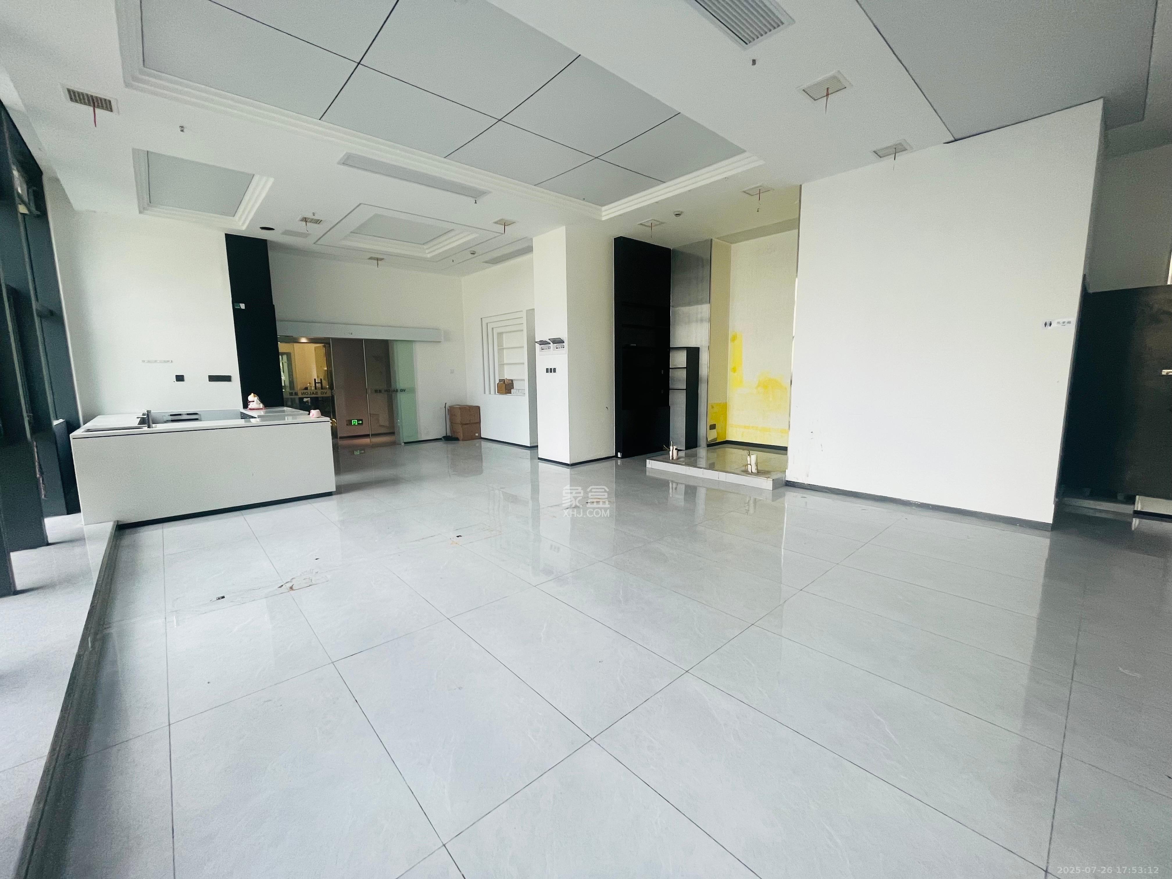 卓越中寰 2室1厅1卫 6300.0元/月 卓越中寰 2室1厅1卫 6300.0元/月室内图