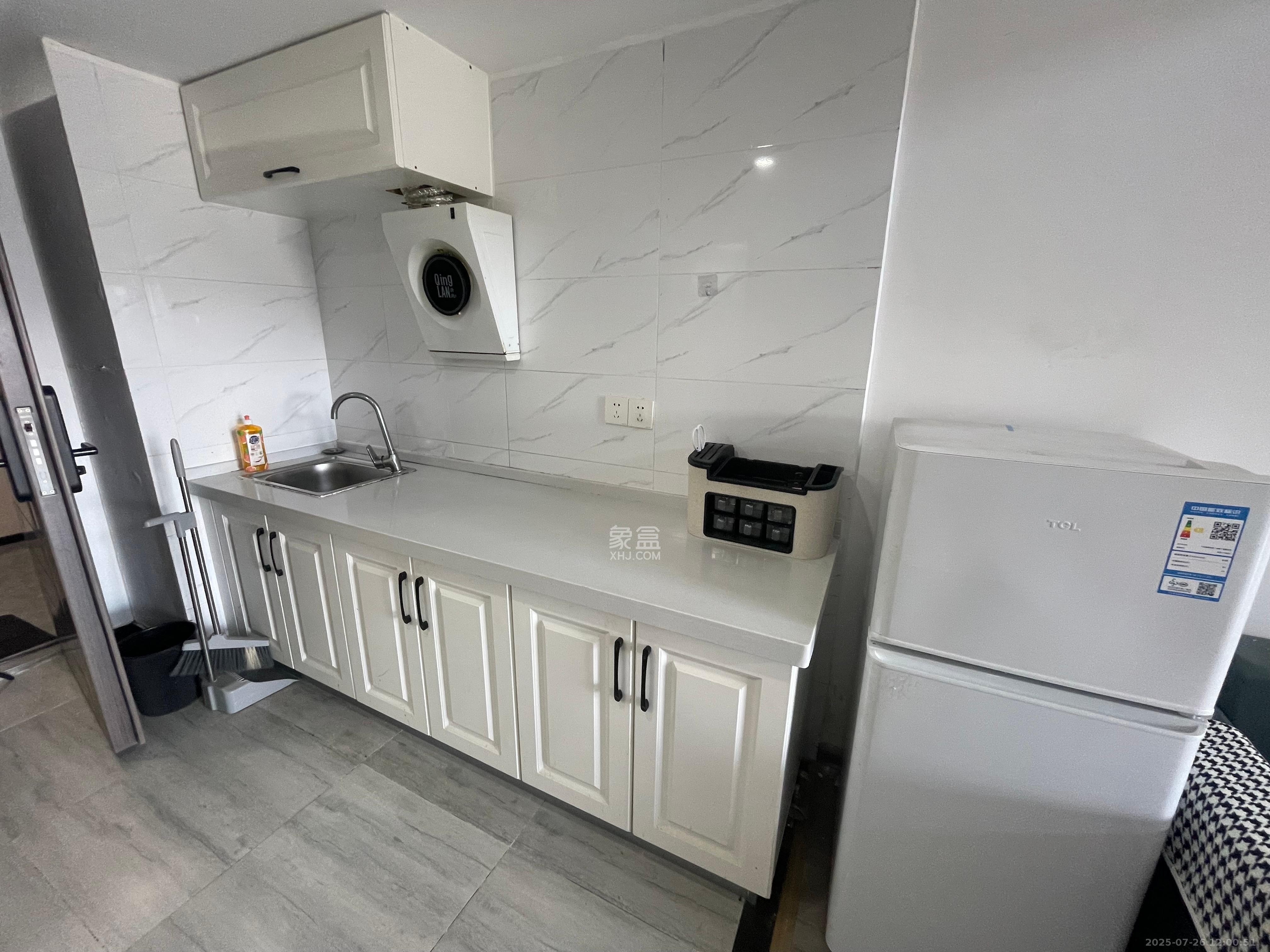 万科金色麦田 1室1厅1卫 1600.0元/月 万科金色麦田 1室1厅1卫 1600.0元/月室内图