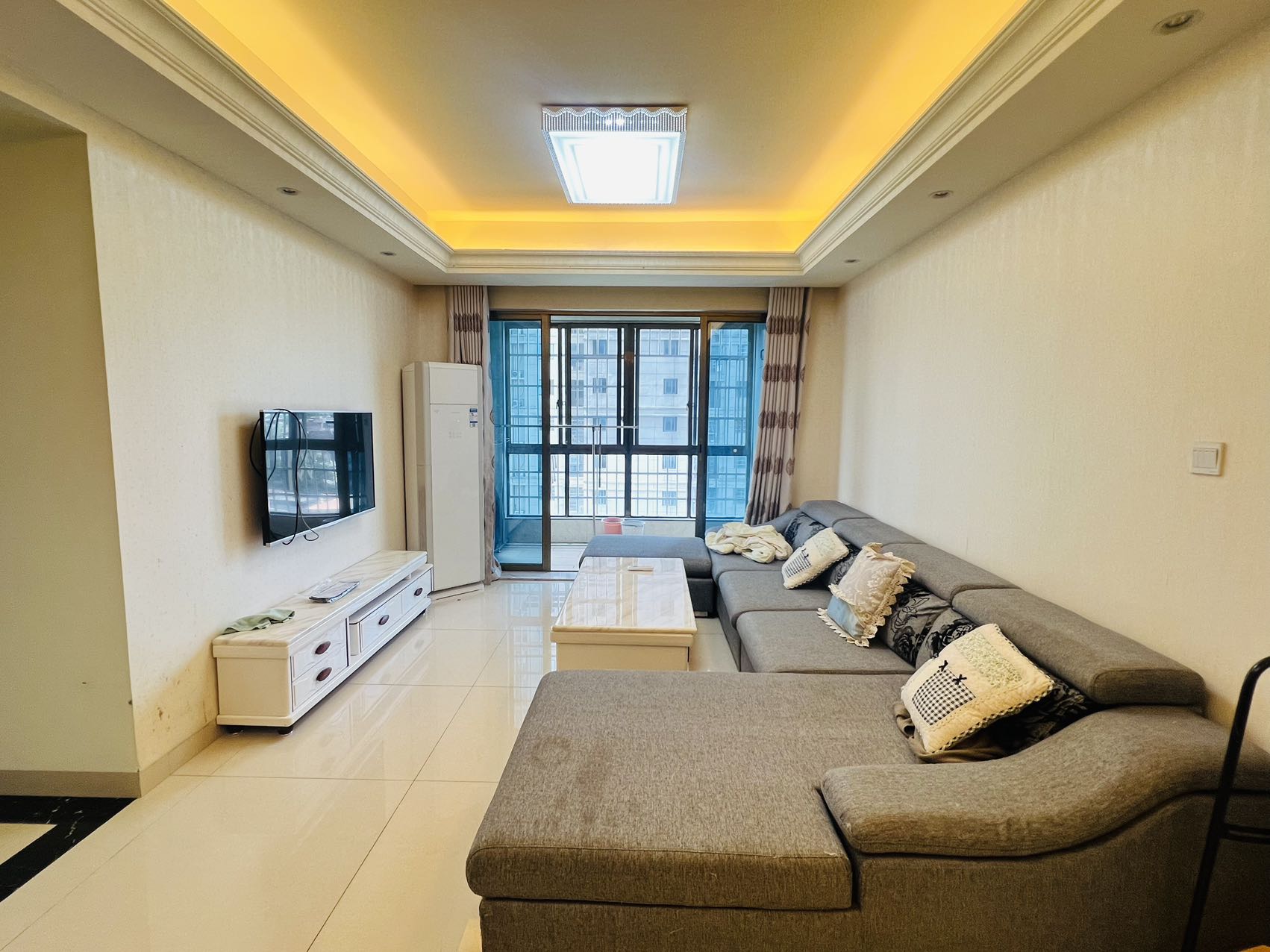 碧桂园 3室2厅1卫 1700.0元/月 碧桂园 3室2厅1卫 1700.0元/月室内图