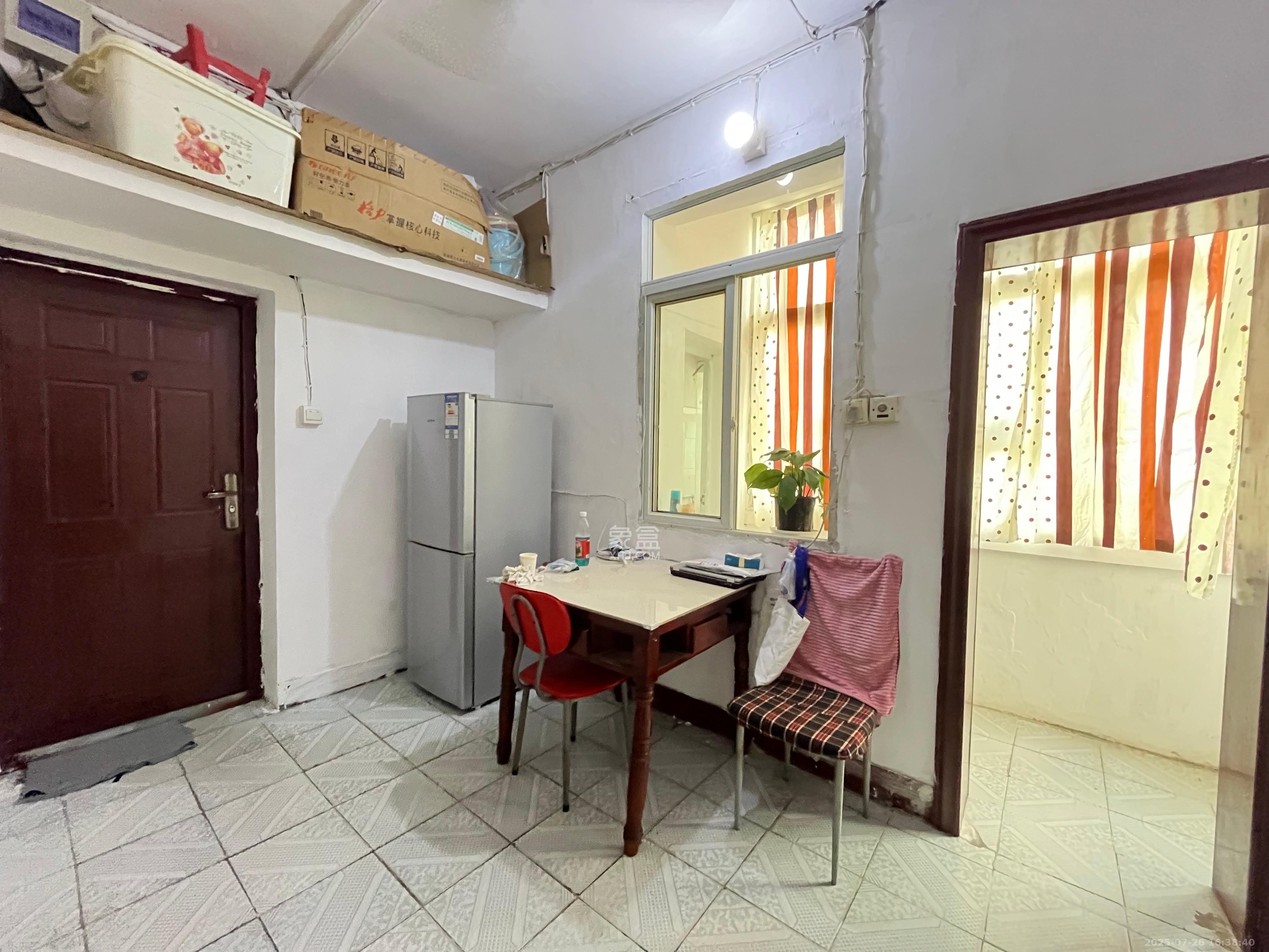 望麓桥回收公司院内 1室0厅0卫 1550.0元/月 望麓桥回收公司院内 1室0厅0卫 1550.0元/月室内图