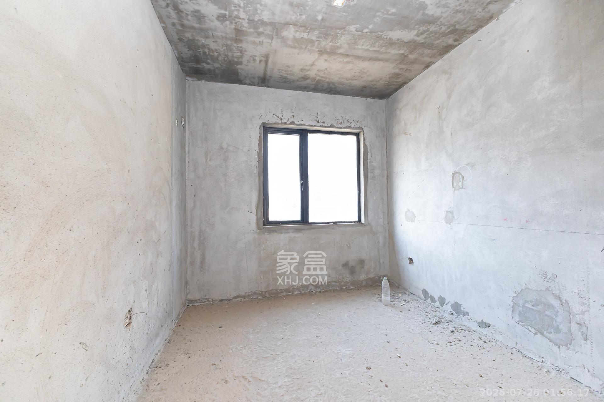 润和之悦（金泽园）  4室2厅2卫    72.0万卧室