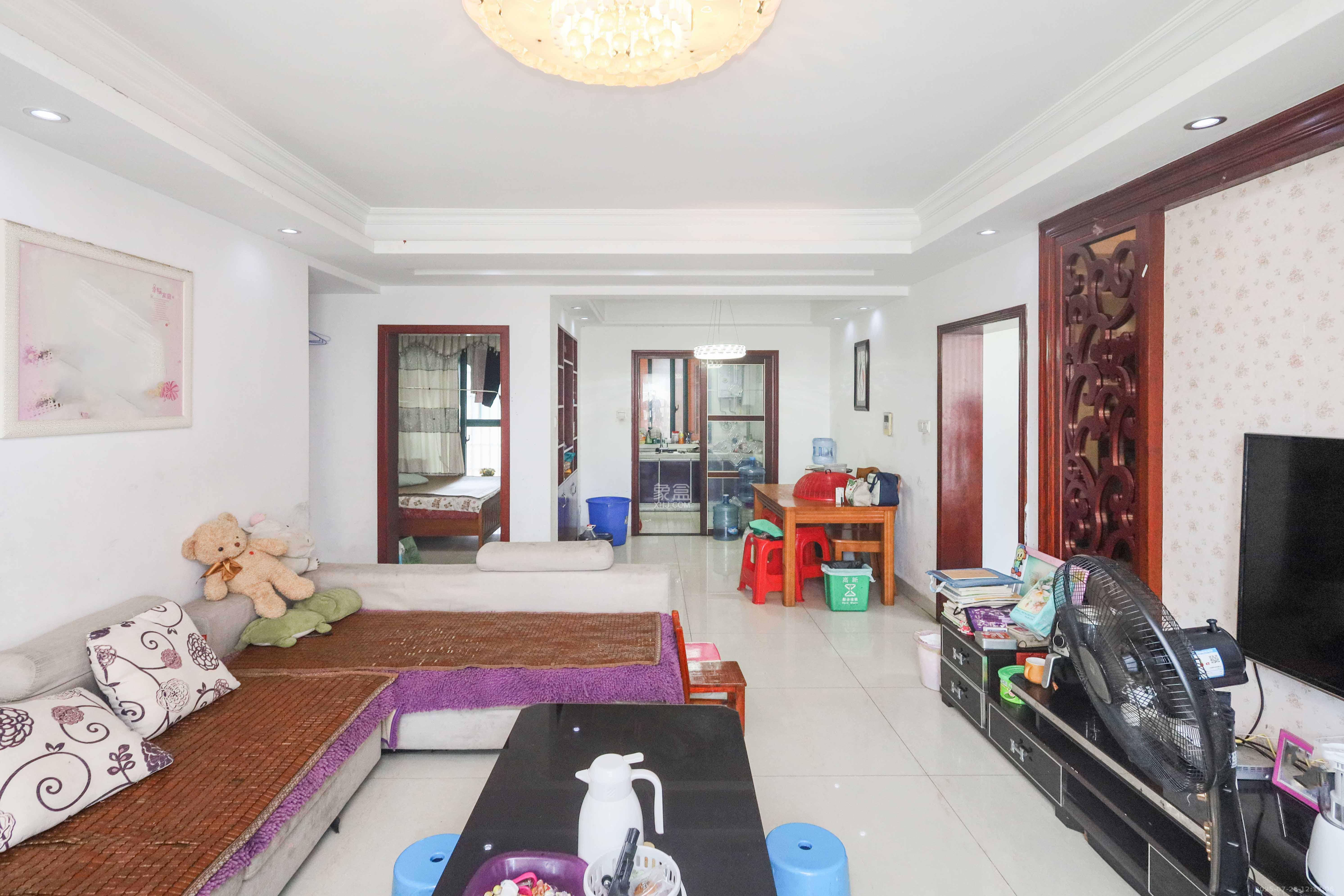 桔洲新苑(桔洲印象)  3室2厅2卫    106.8万 桔洲新苑(桔洲印象)  3室2厅2卫    106.8万客厅