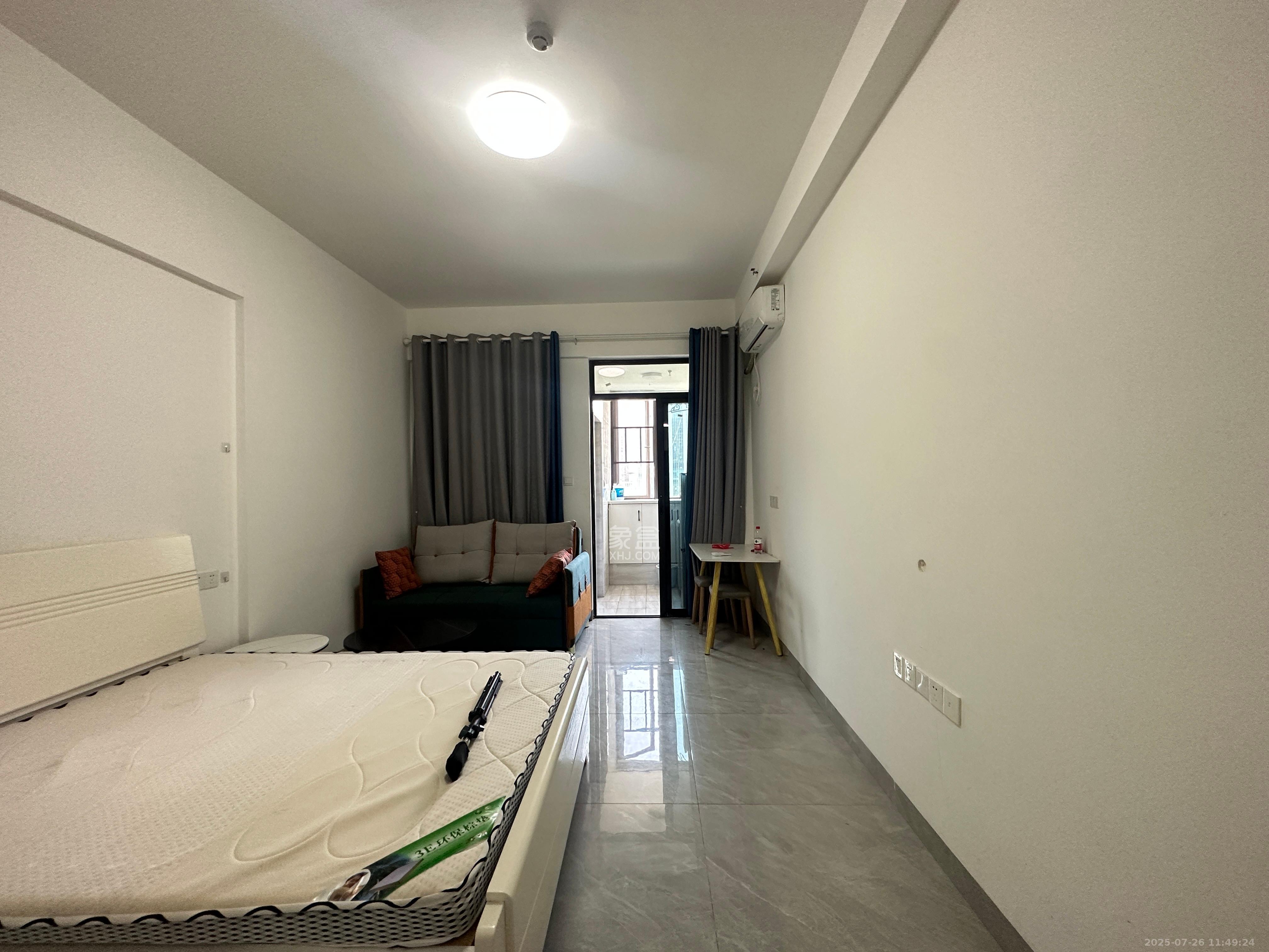 国泰九龙湾 1室1厅1卫 1400.0元/月 国泰九龙湾 1室1厅1卫 1400.0元/月室内图