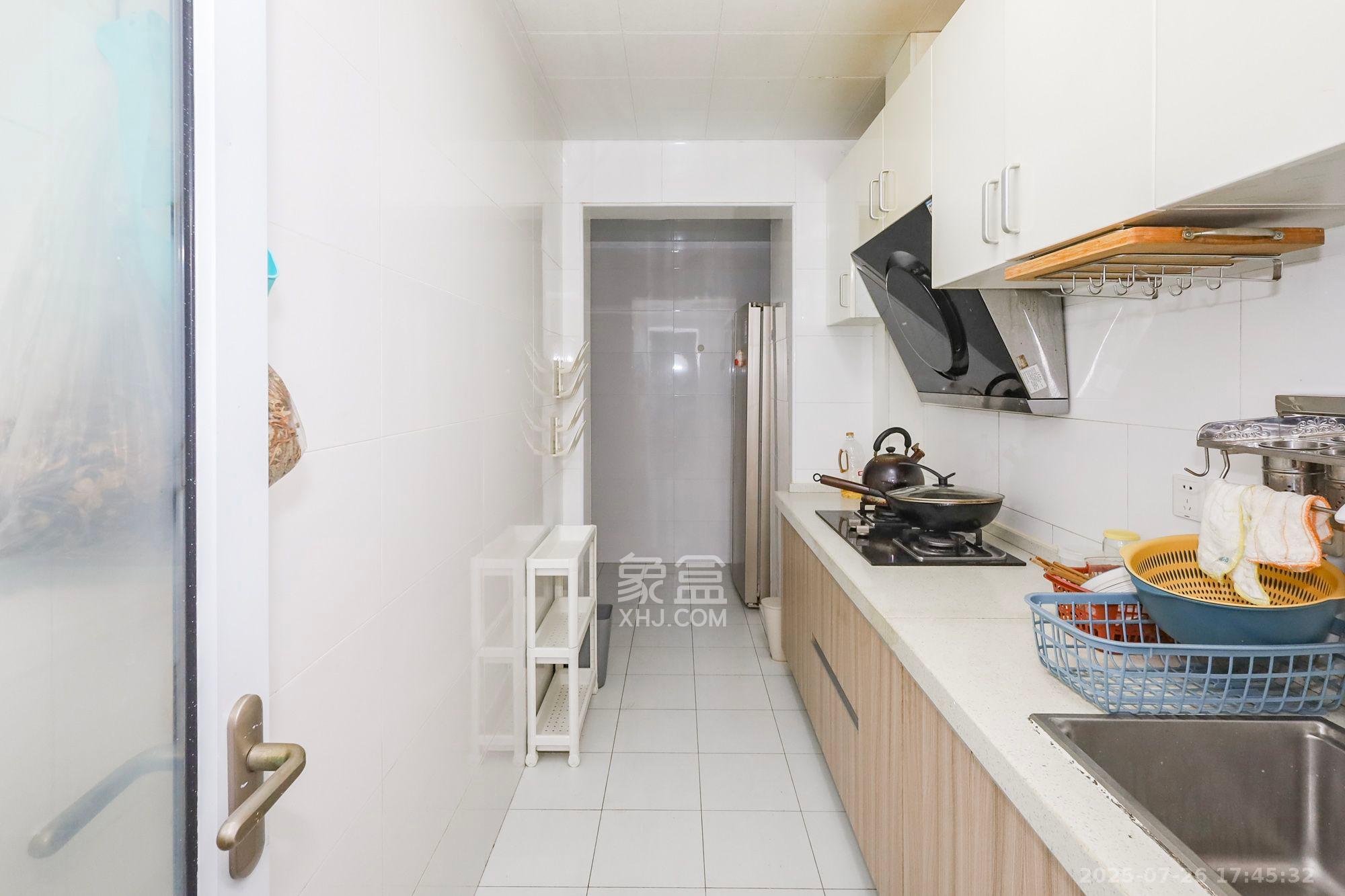 当代滨江MOMA 3室2厅1卫 3200.0元/月 当代滨江MOMA 3室2厅1卫 3200.0元/月室内图