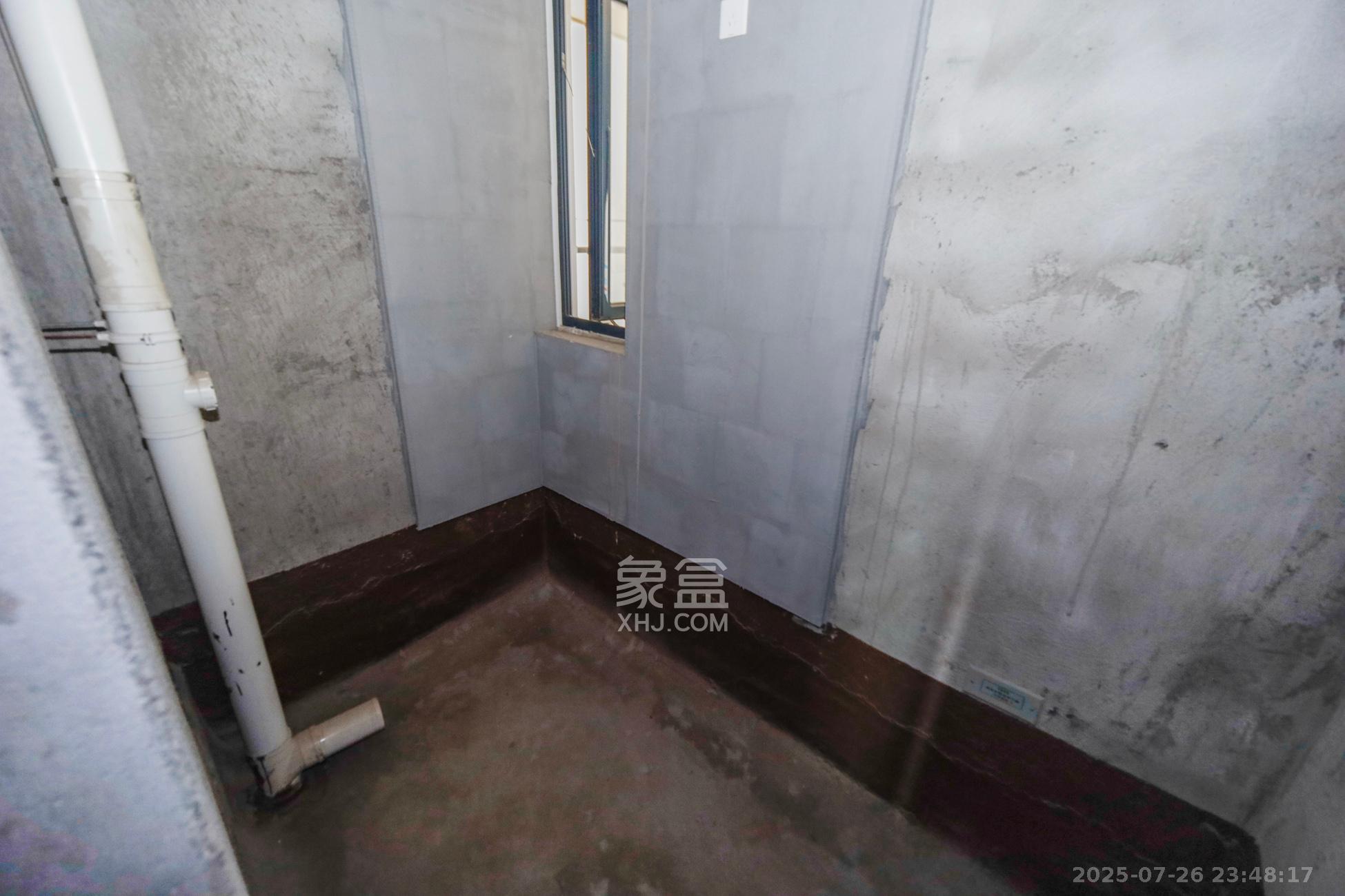 中煤和悦府  3室2厅2卫   89.80万卫生间