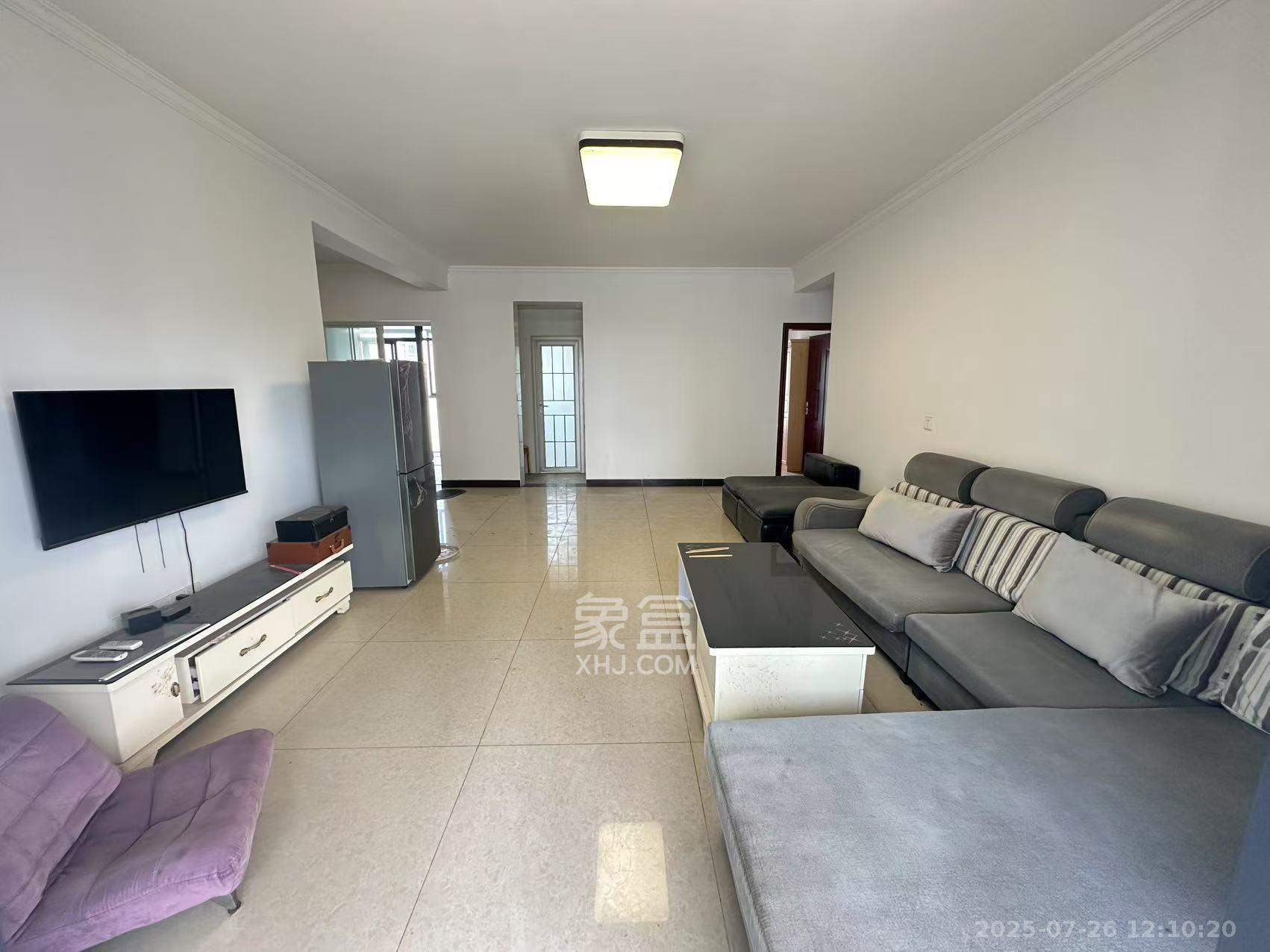 钱隆学府一、二期  4室2厅2卫    2400.0元/月 钱隆学府一、二期  4室2厅2卫    2400.0元/月室内图