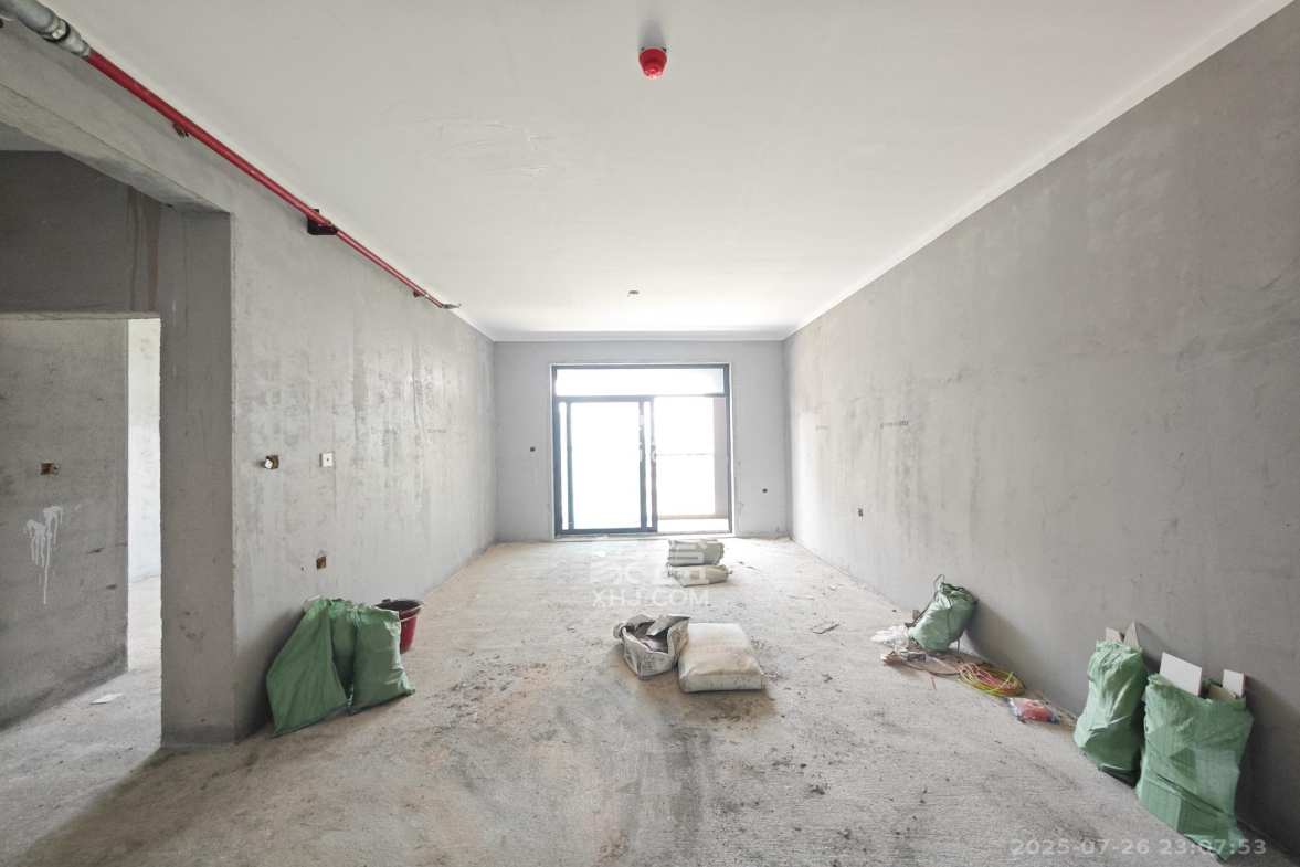 融创会展上东区  4室2厅2卫    134.8万 融创会展上东区  4室2厅2卫    134.8万客厅