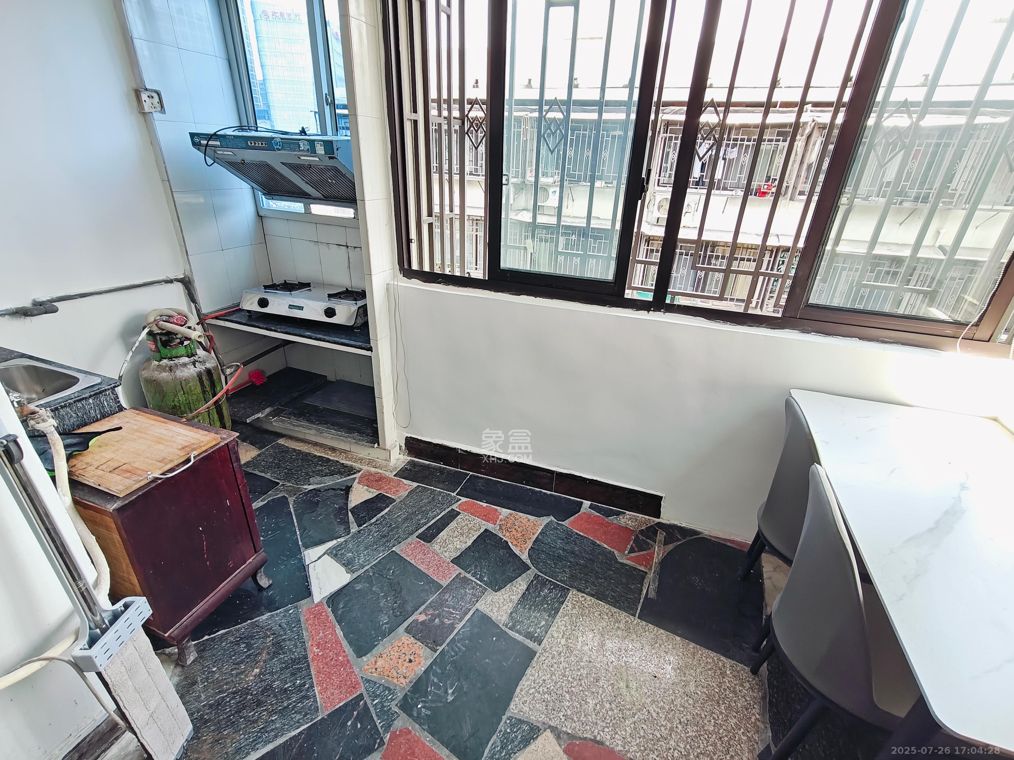 文庙坪小区  2室1厅1卫   1500.00元/月室内图