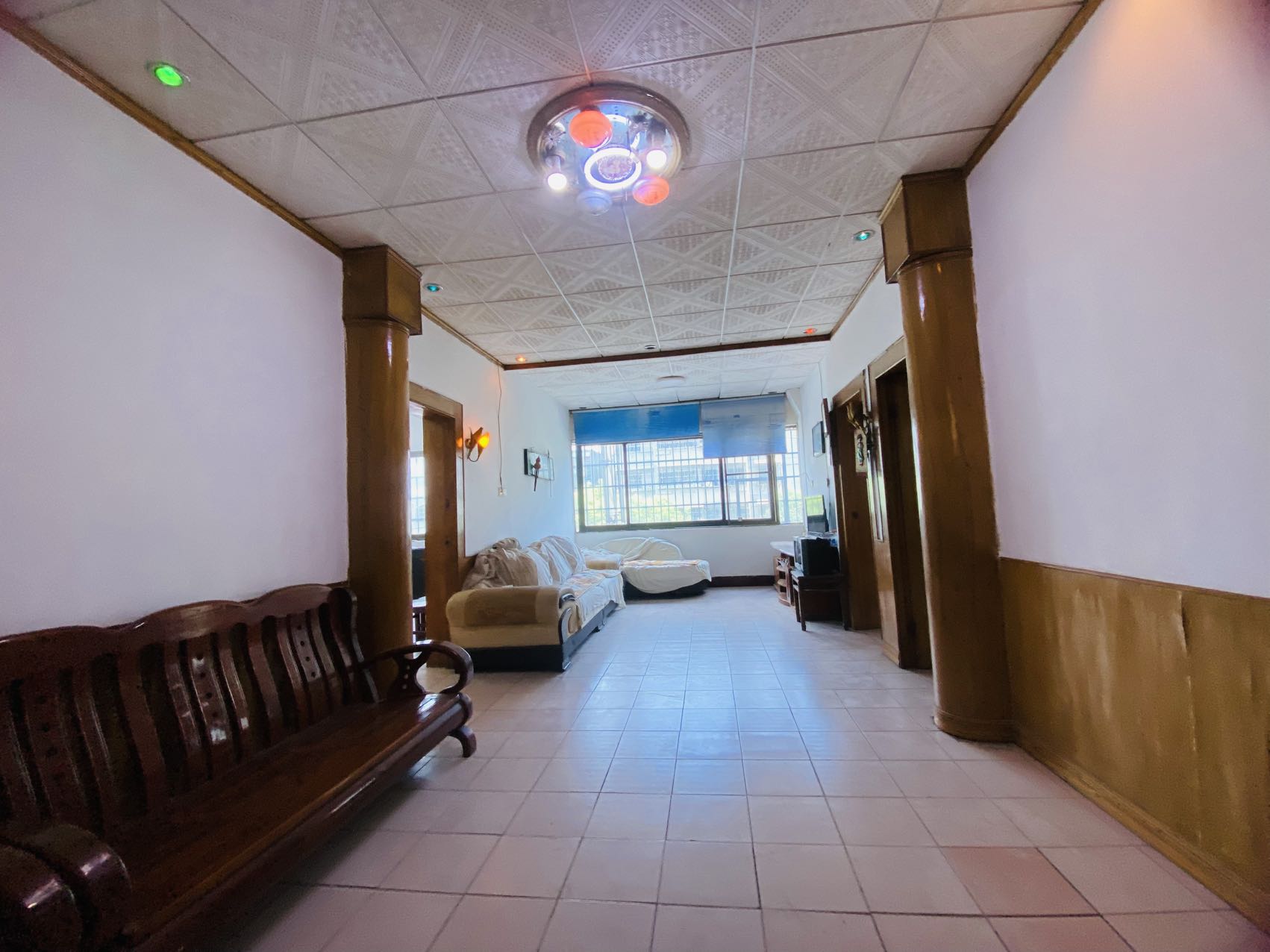 资阳区汽车路办事处三圣殿社区 2室2厅1卫 1200.0元/月 资阳区汽车路办事处三圣殿社区 2室2厅1卫 1200.0元/月室内图