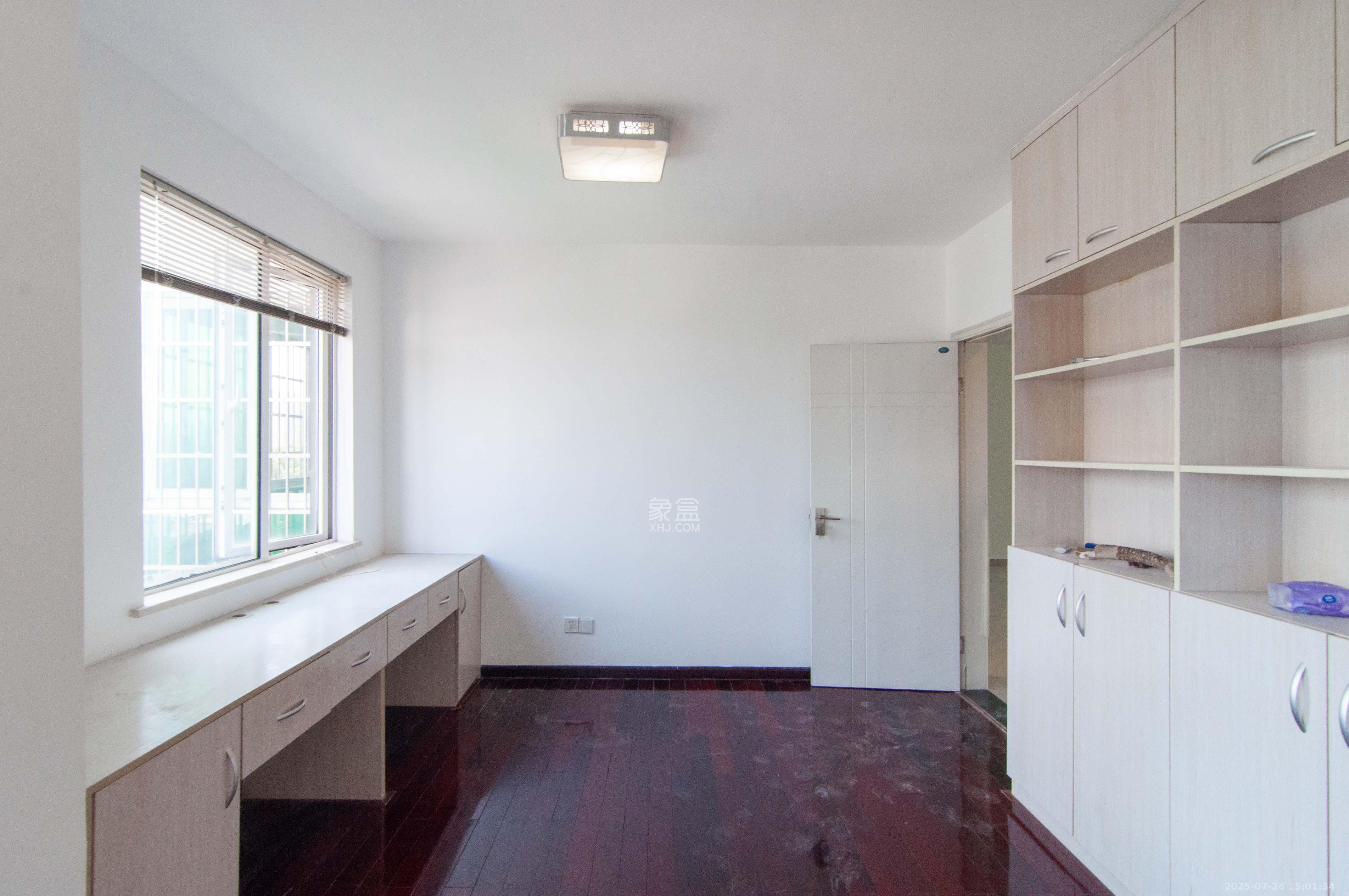 湘麓国际 2室2厅1卫 2600.0元/月 湘麓国际 2室2厅1卫 2600.0元/月室内图