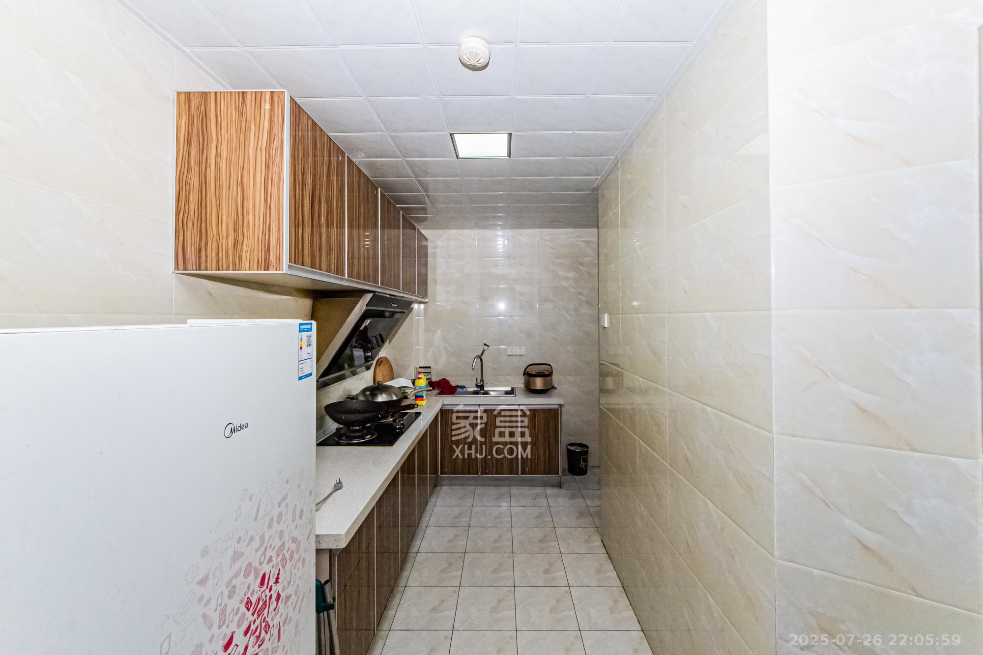 北辰三角洲E4区 3室2厅1卫 125.0万 北辰三角洲E4区 3室2厅1卫 125.0万厨房