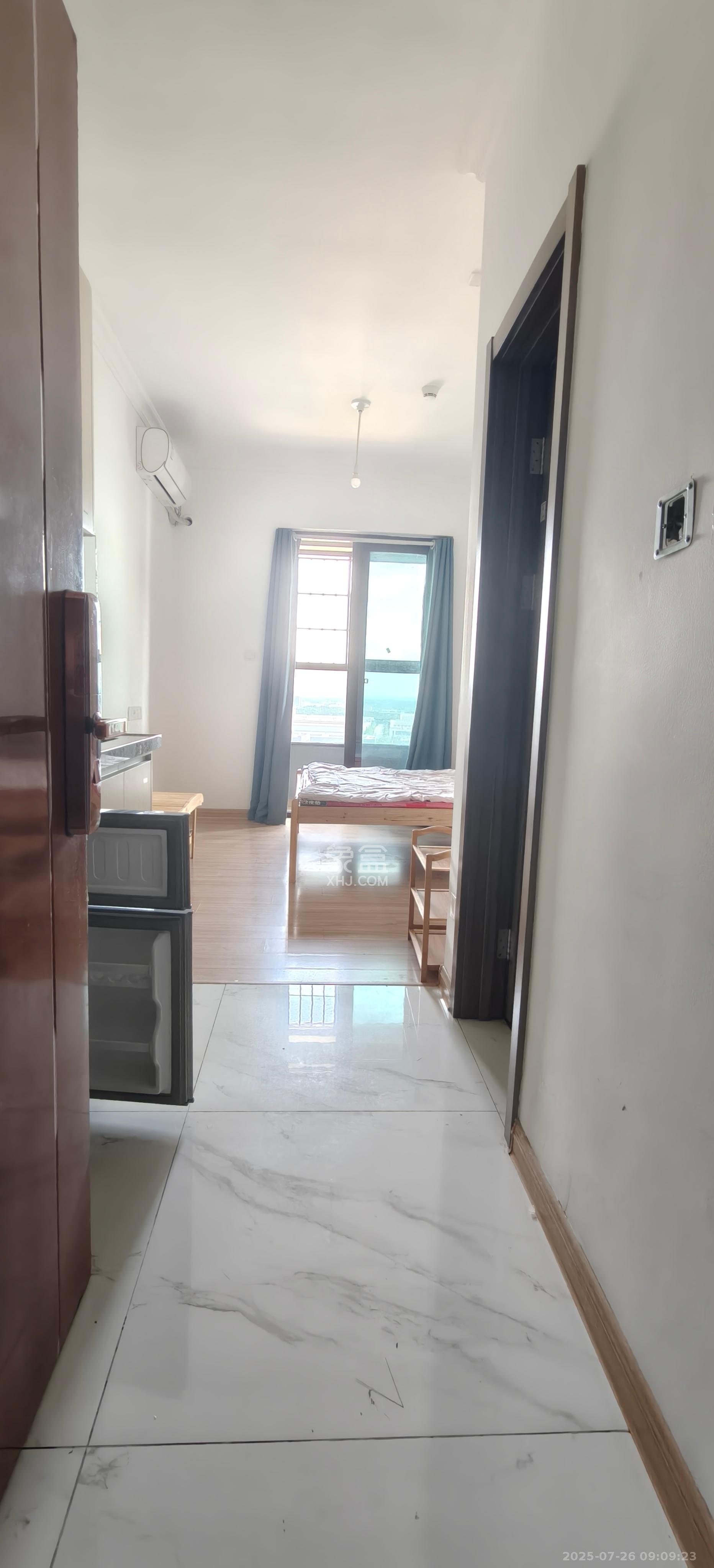 碧桂园星荟  1室1厅1卫    1200.0元/月 碧桂园星荟  1室1厅1卫    1200.0元/月室内图