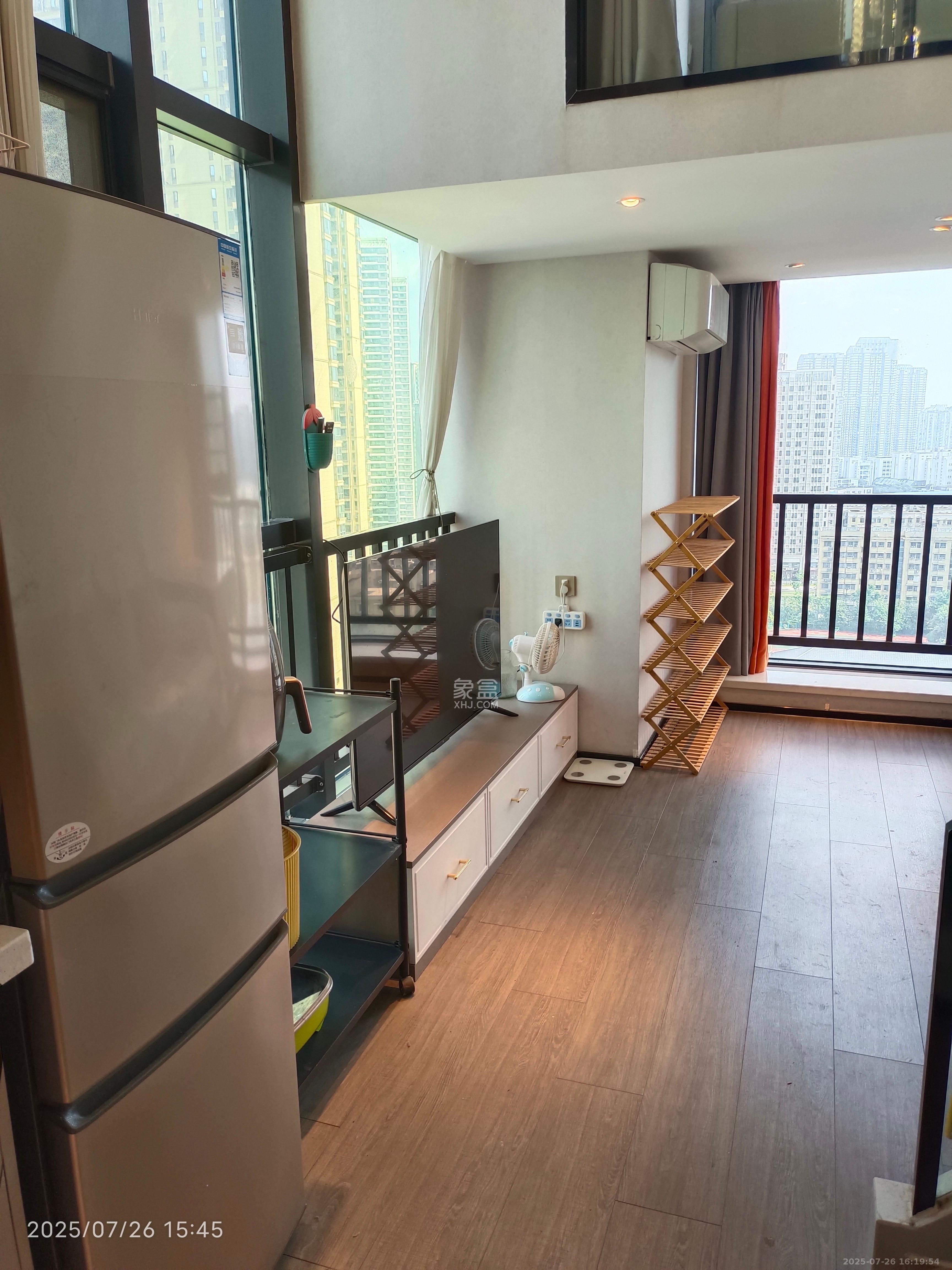 中一鲲出(鲲鹏府) 2室1厅1卫 3000.0元/月 中一鲲出(鲲鹏府) 2室1厅1卫 3000.0元/月室内图