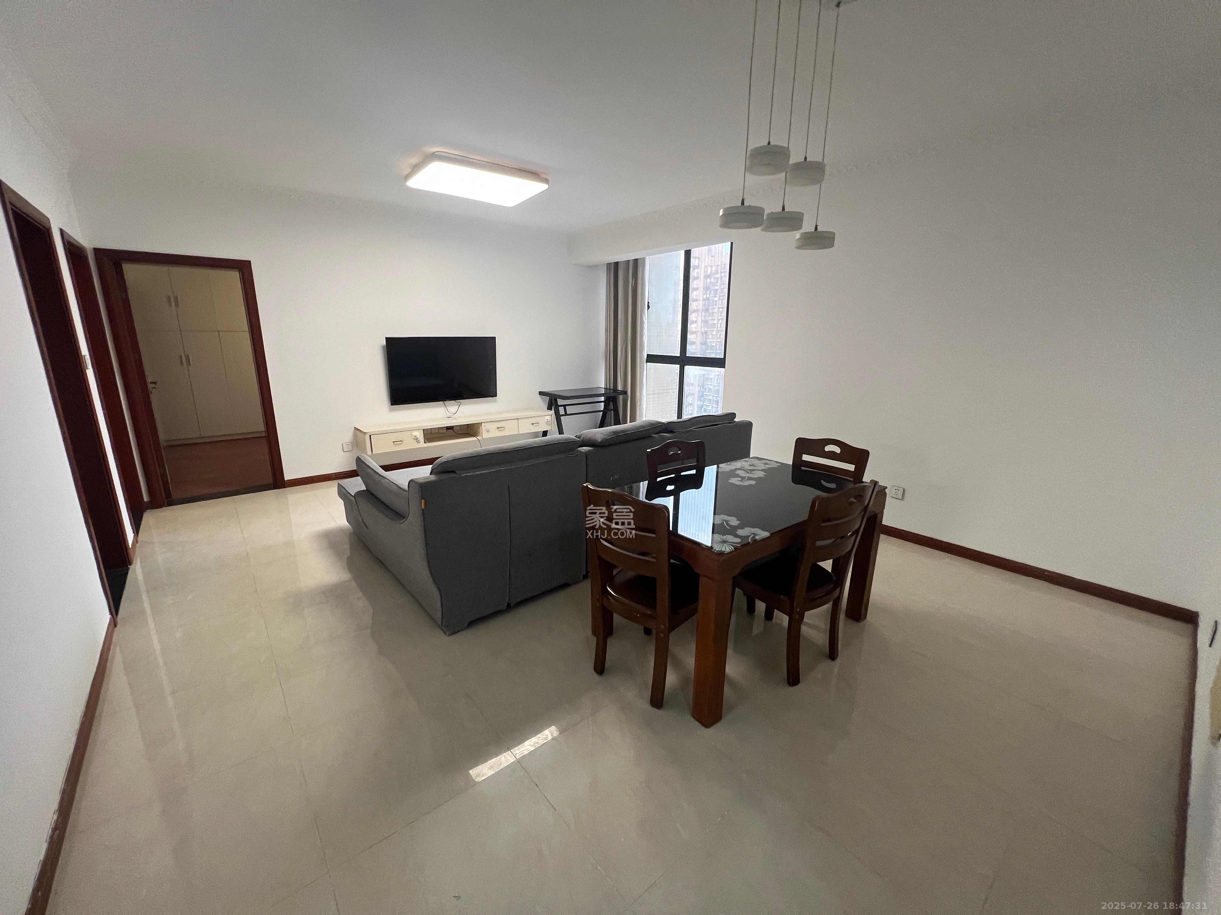 钱隆首府(福晟御园)  3室2厅2卫    3500.0元/月 钱隆首府(福晟御园)  3室2厅2卫    3500.0元/月室内图