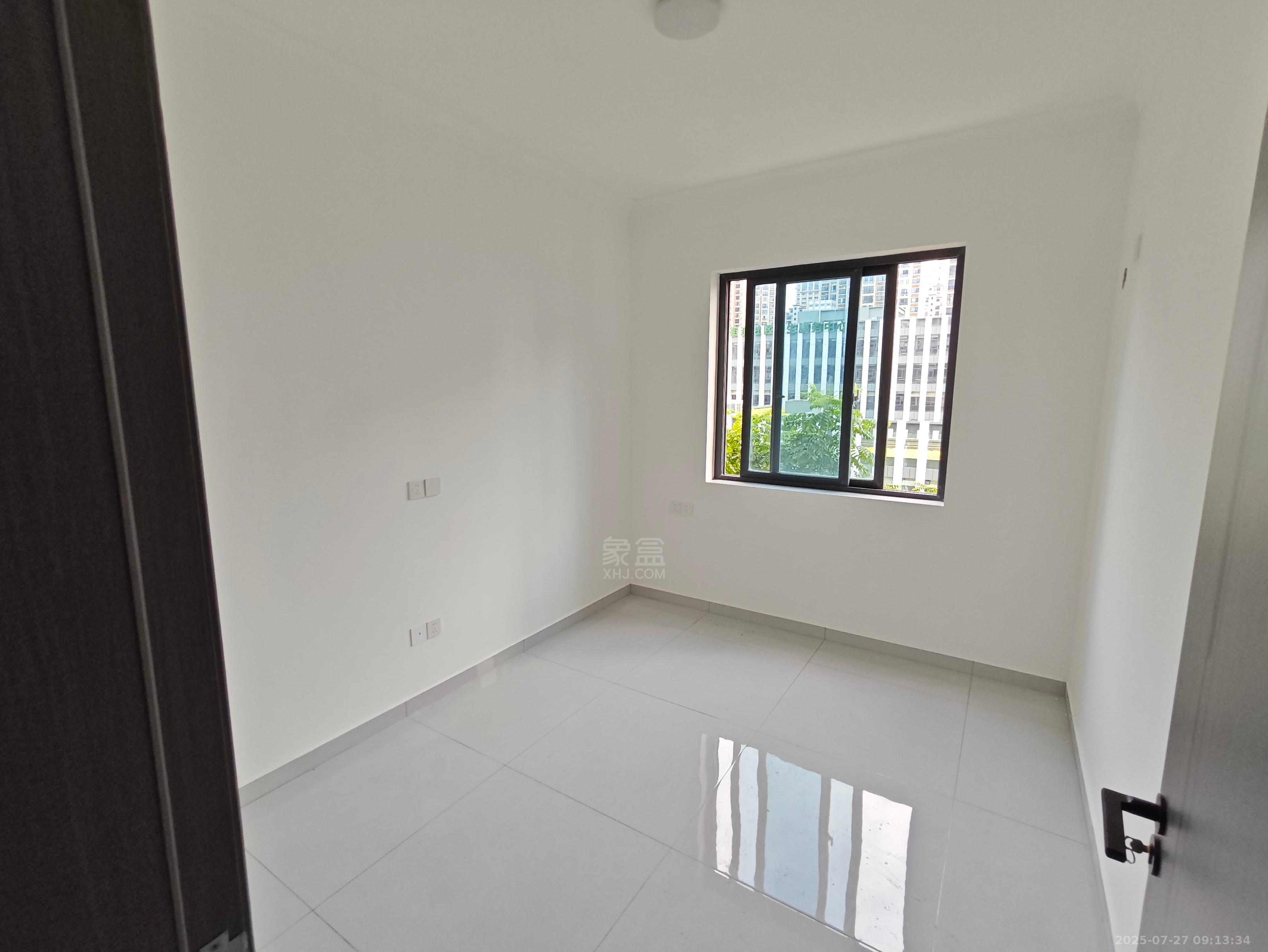 西郡佳园 3室1厅2卫 1800.0元/月 西郡佳园 3室1厅2卫 1800.0元/月室内图