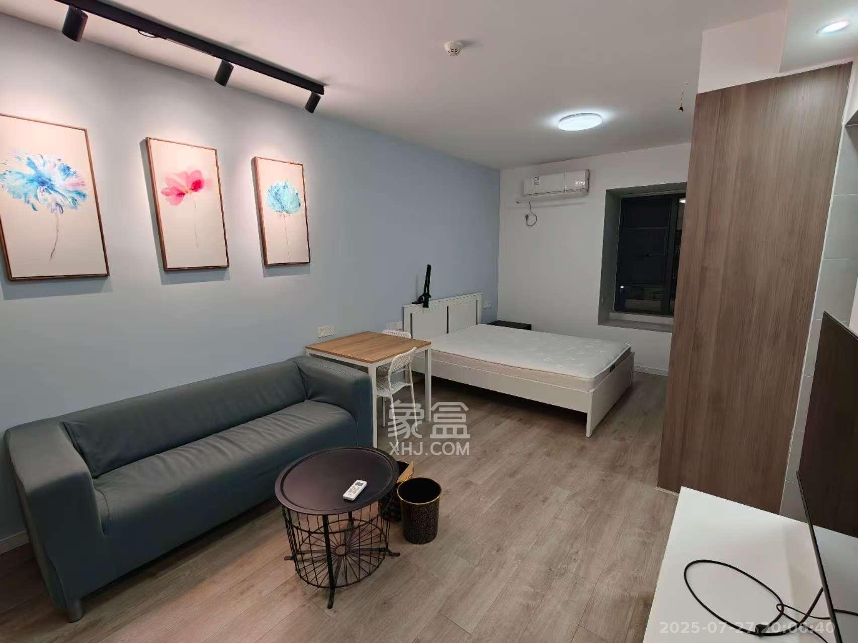 天健城  1室1厅1卫    2200.0元/月 天健城  1室1厅1卫    2200.0元/月室内图