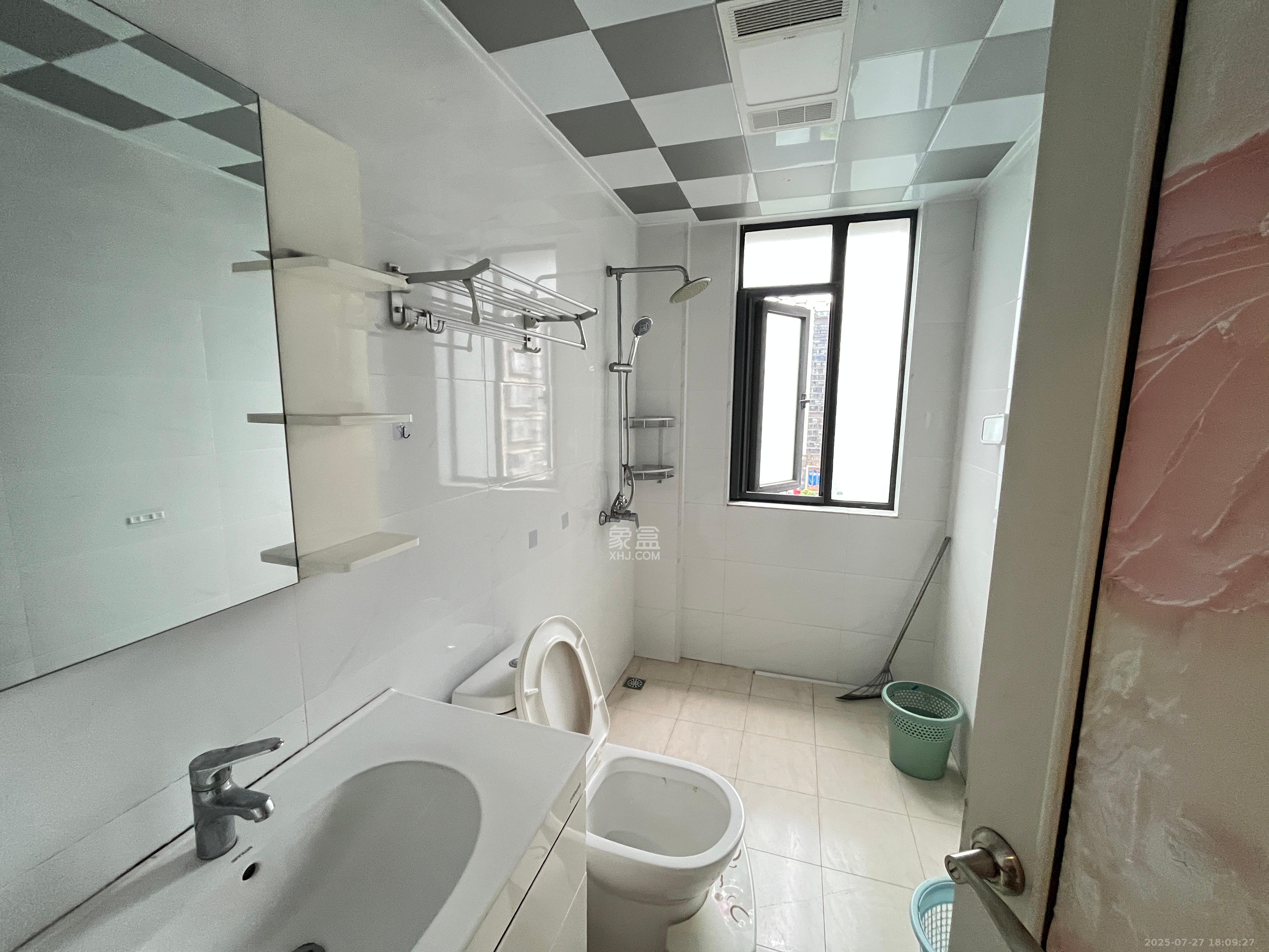 西城龙庭  4室2厅2卫    4000.0元/月室内图