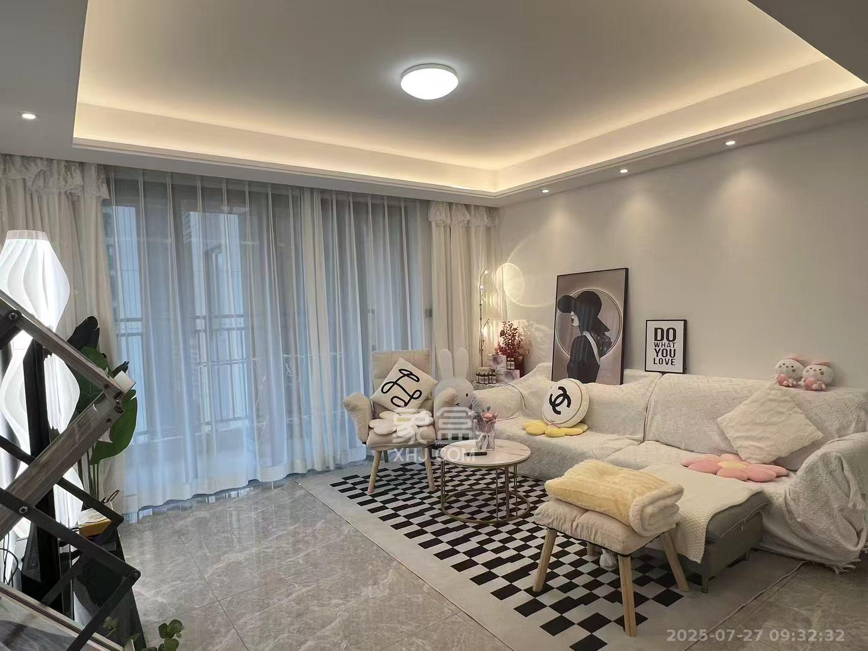 万科金色梦想C区 4室2厅2卫 4000.0元/月 万科金色梦想C区 4室2厅2卫 4000.0元/月室内图