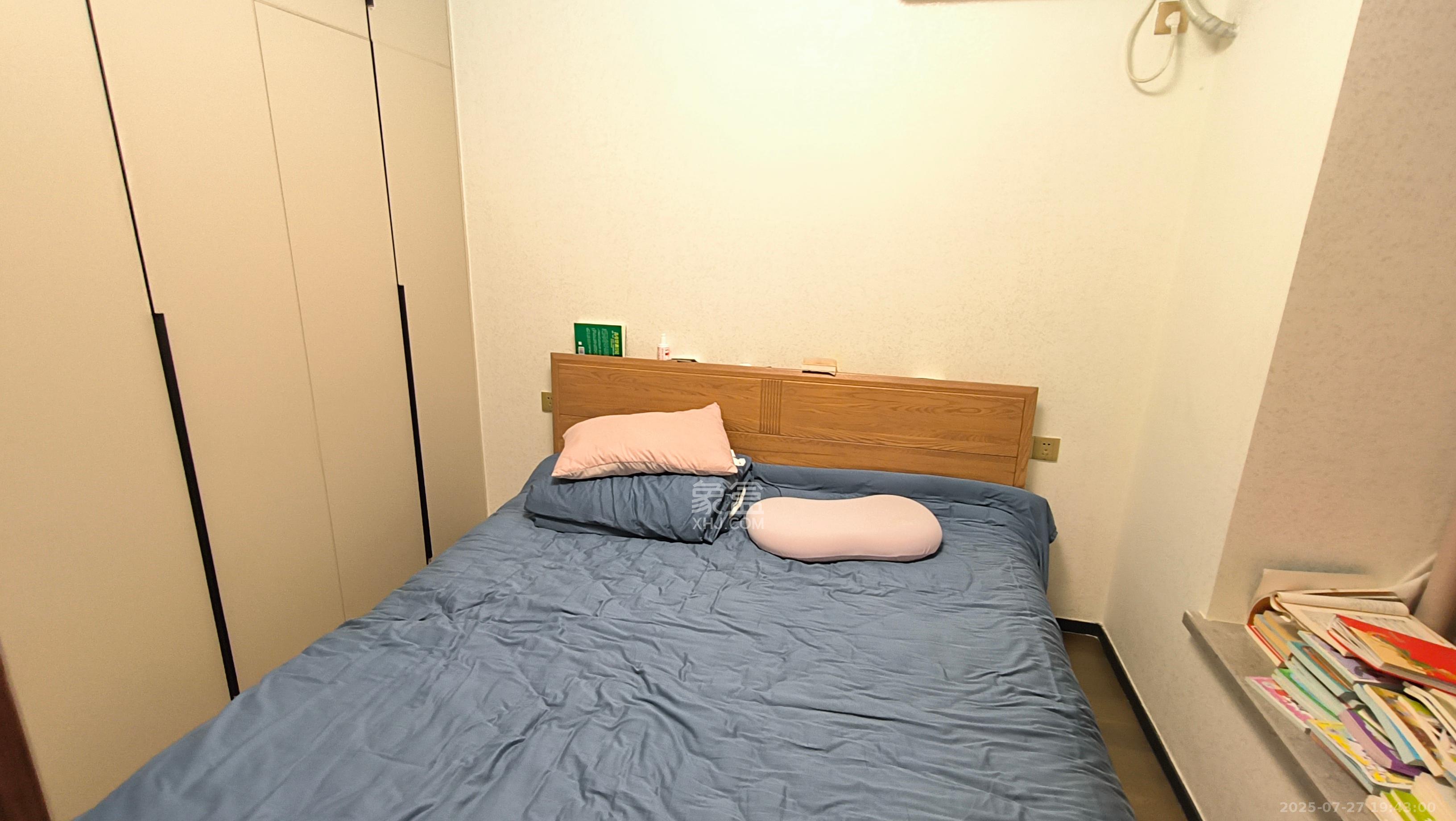 中海阅麓山一期  3室2厅2卫    3800.0元/月室内图