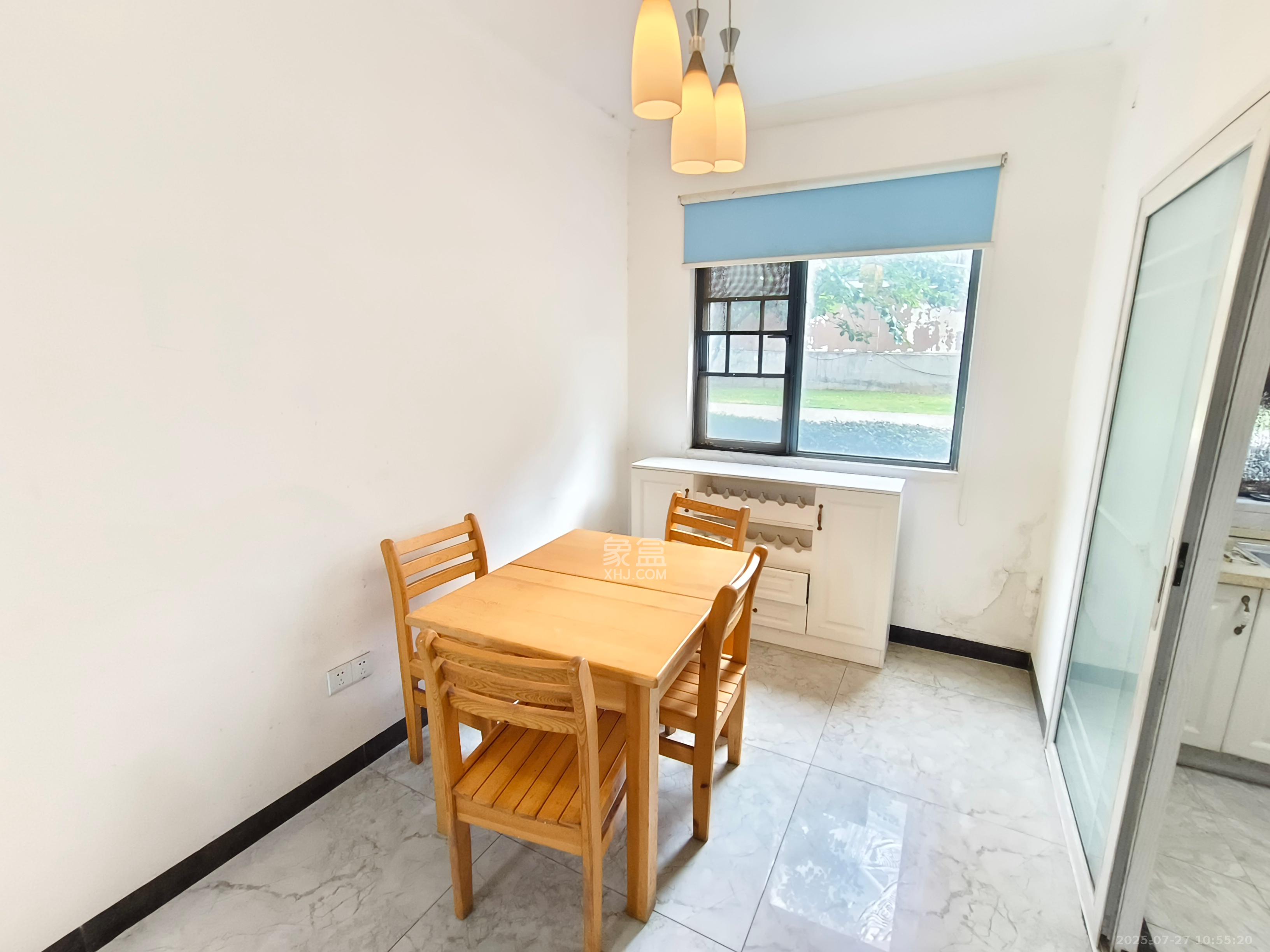 荣盛花语书苑  4室0厅0卫    3500.0元/月室内图