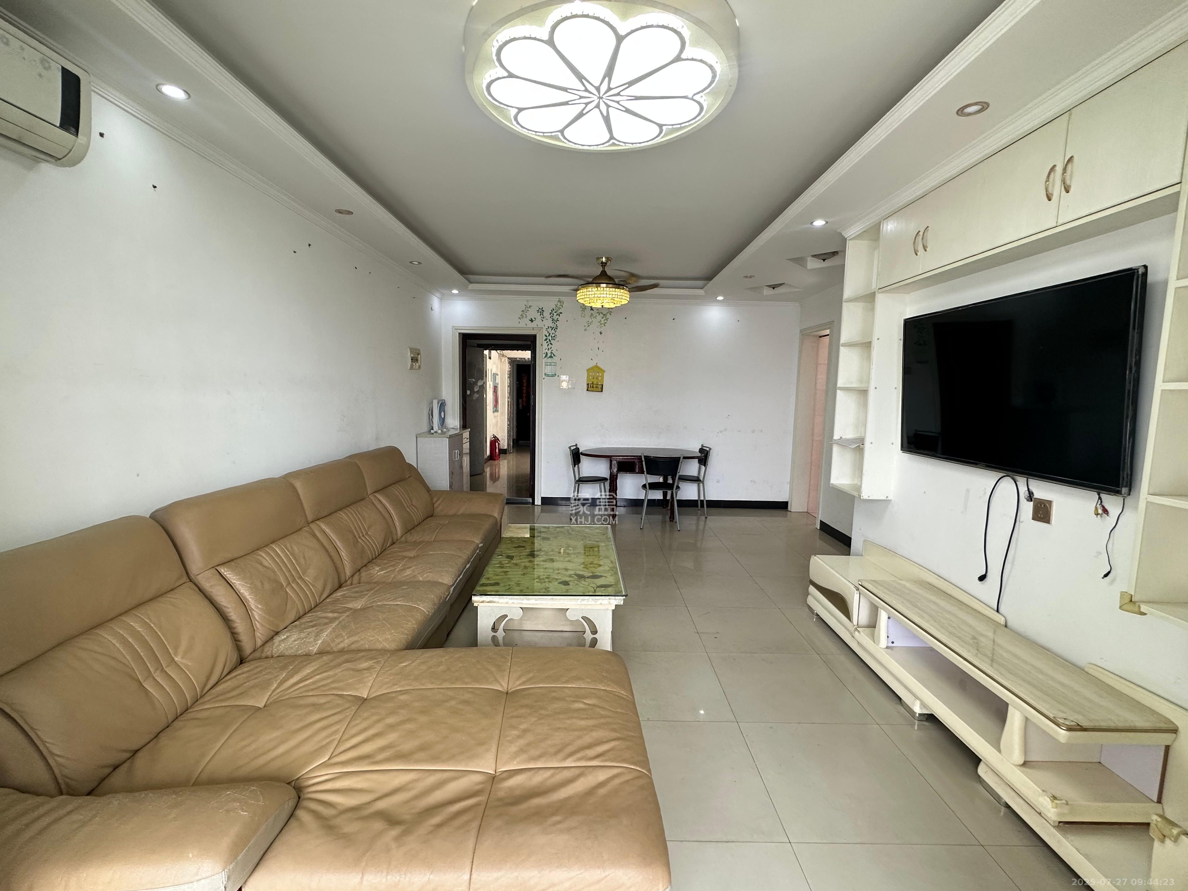 尚都花园城  2室2厅1卫    1800.0元/月 尚都花园城  2室2厅1卫    1800.0元/月室内图