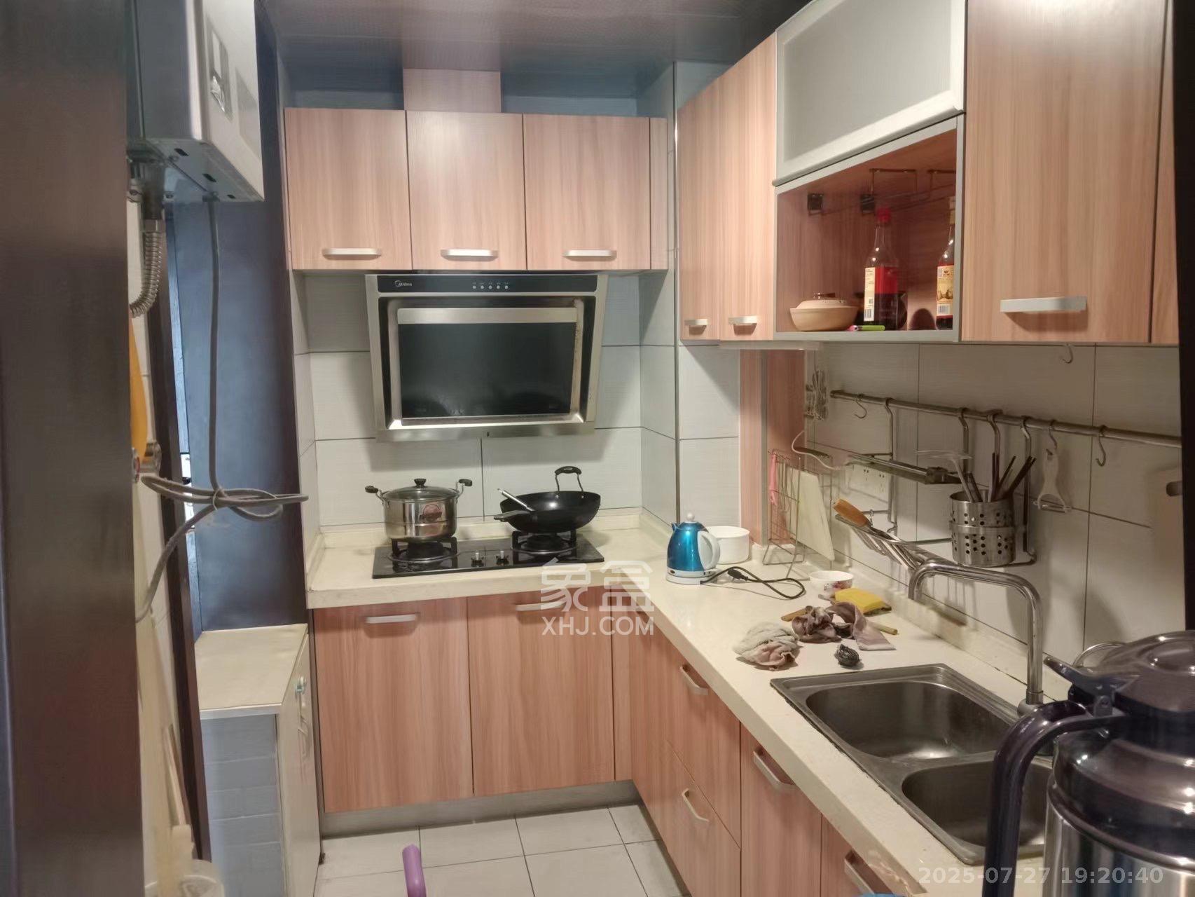 湘域城邦(湘域国际中心) 2室2厅1卫 3800.0元/月 湘域城邦(湘域国际中心) 2室2厅1卫 3800.0元/月室内图