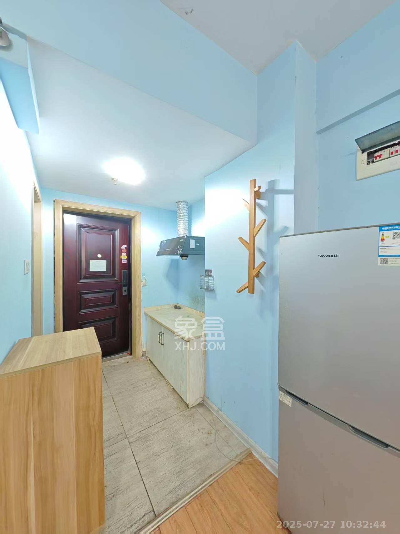 三重星都心  1室1厅1卫    1700.0元/月 三重星都心  1室1厅1卫    1700.0元/月室内图