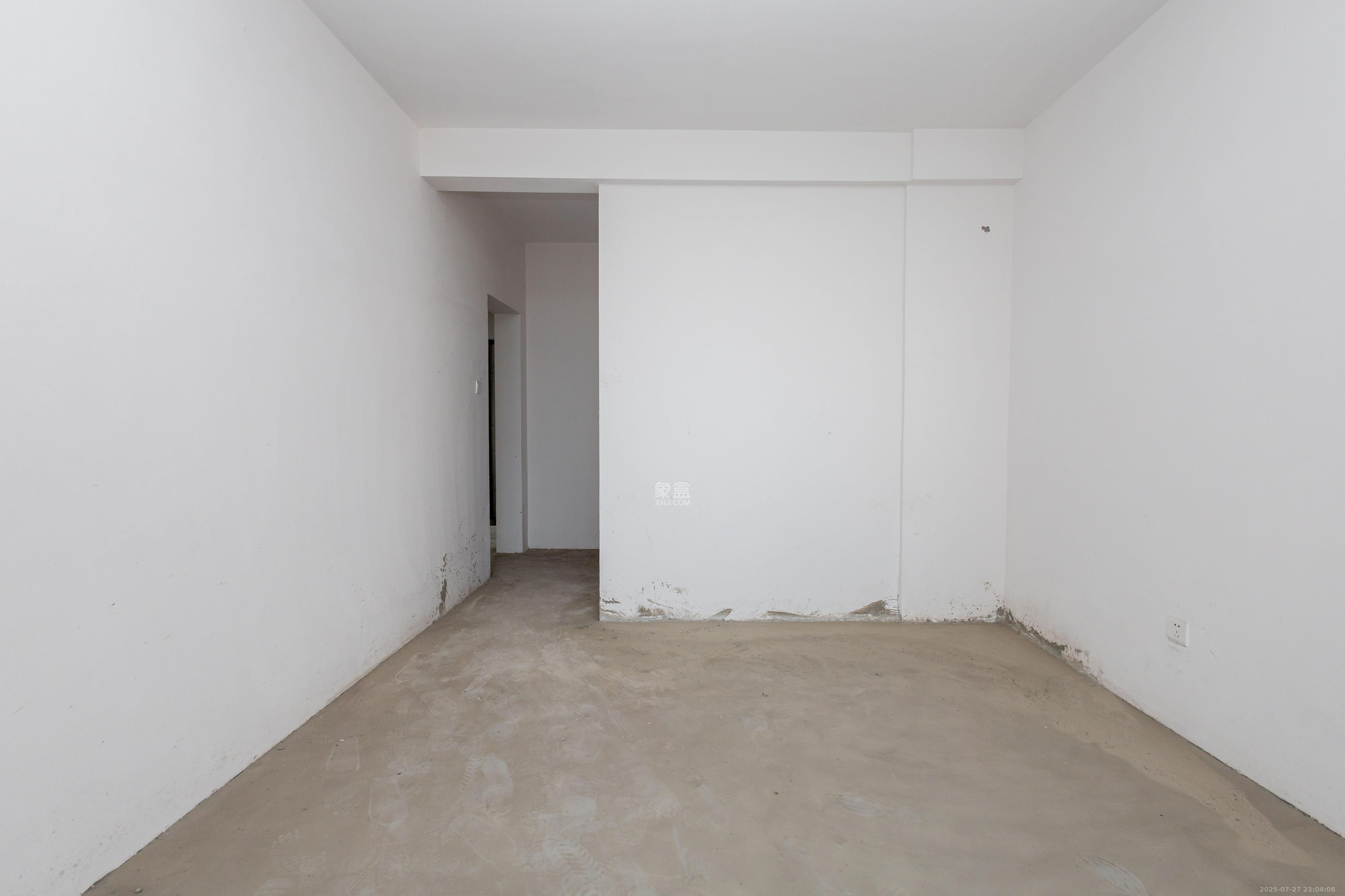 中国铁建国际城二期 4室2厅2卫 68.8万 中国铁建国际城二期 4室2厅2卫 68.8万卧室