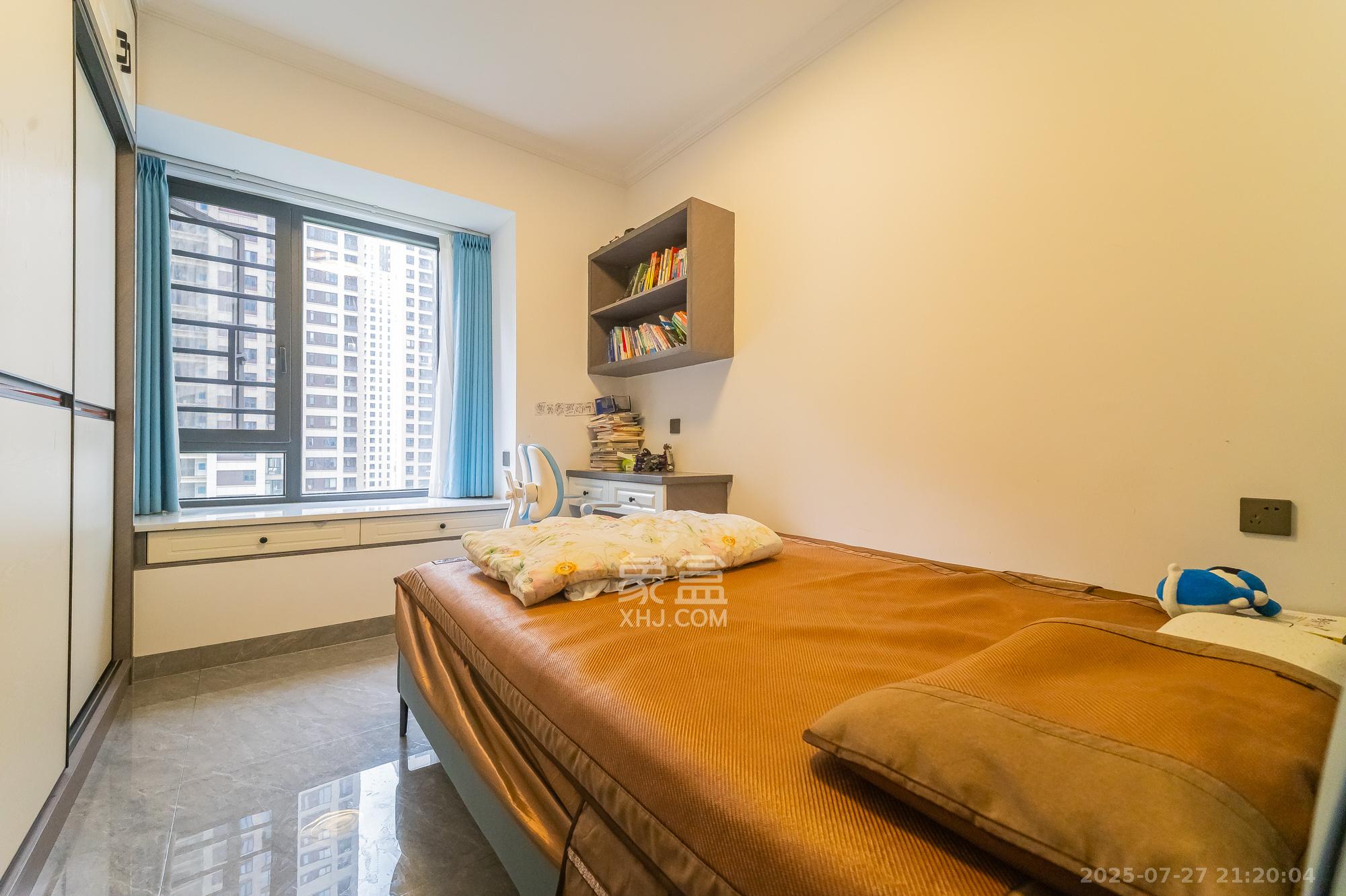 旭辉美的东樾城 4室2厅2卫 158.0万 旭辉美的东樾城 4室2厅2卫 158.0万卧室